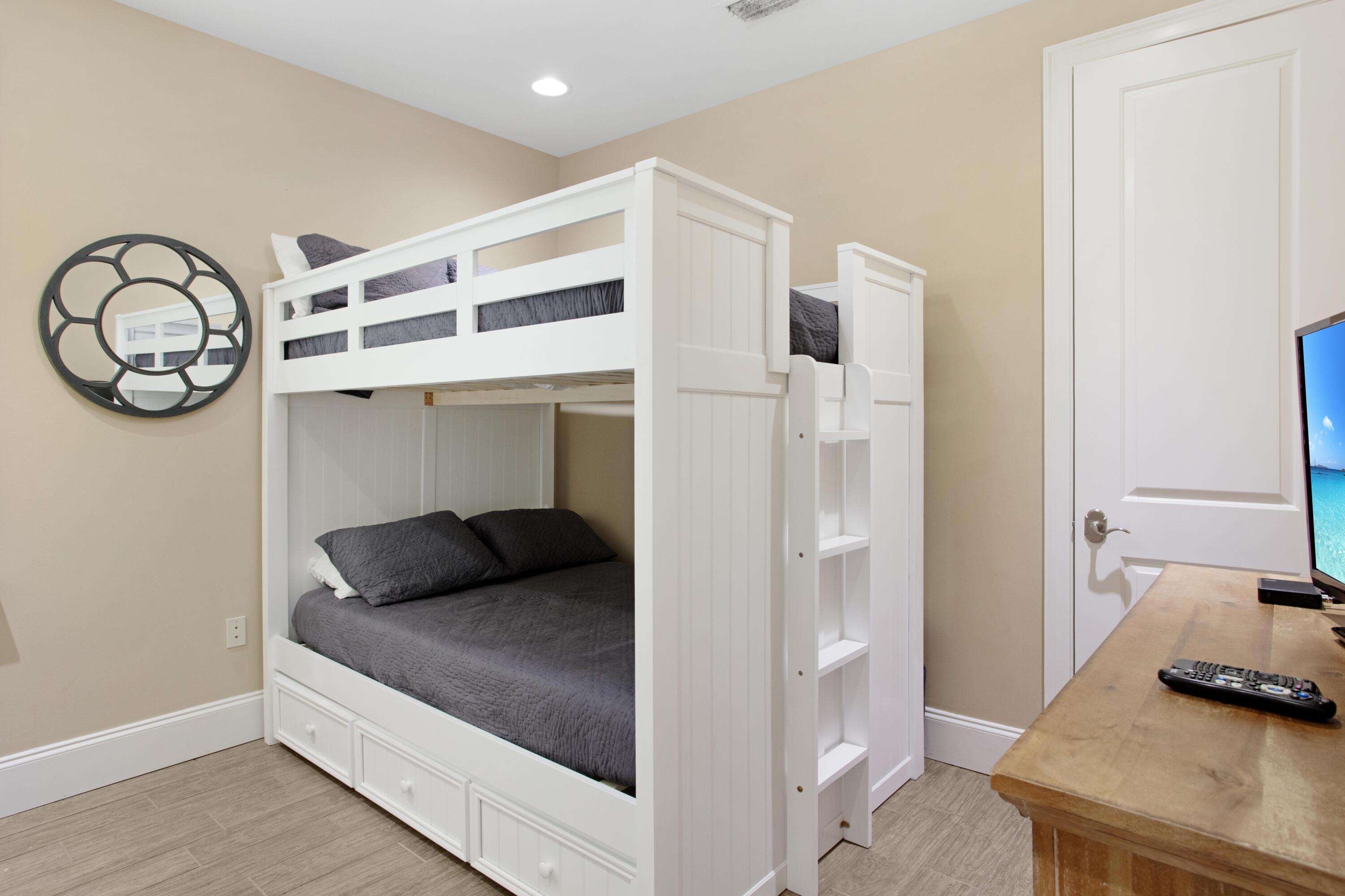 1844 Boardwalk Drive