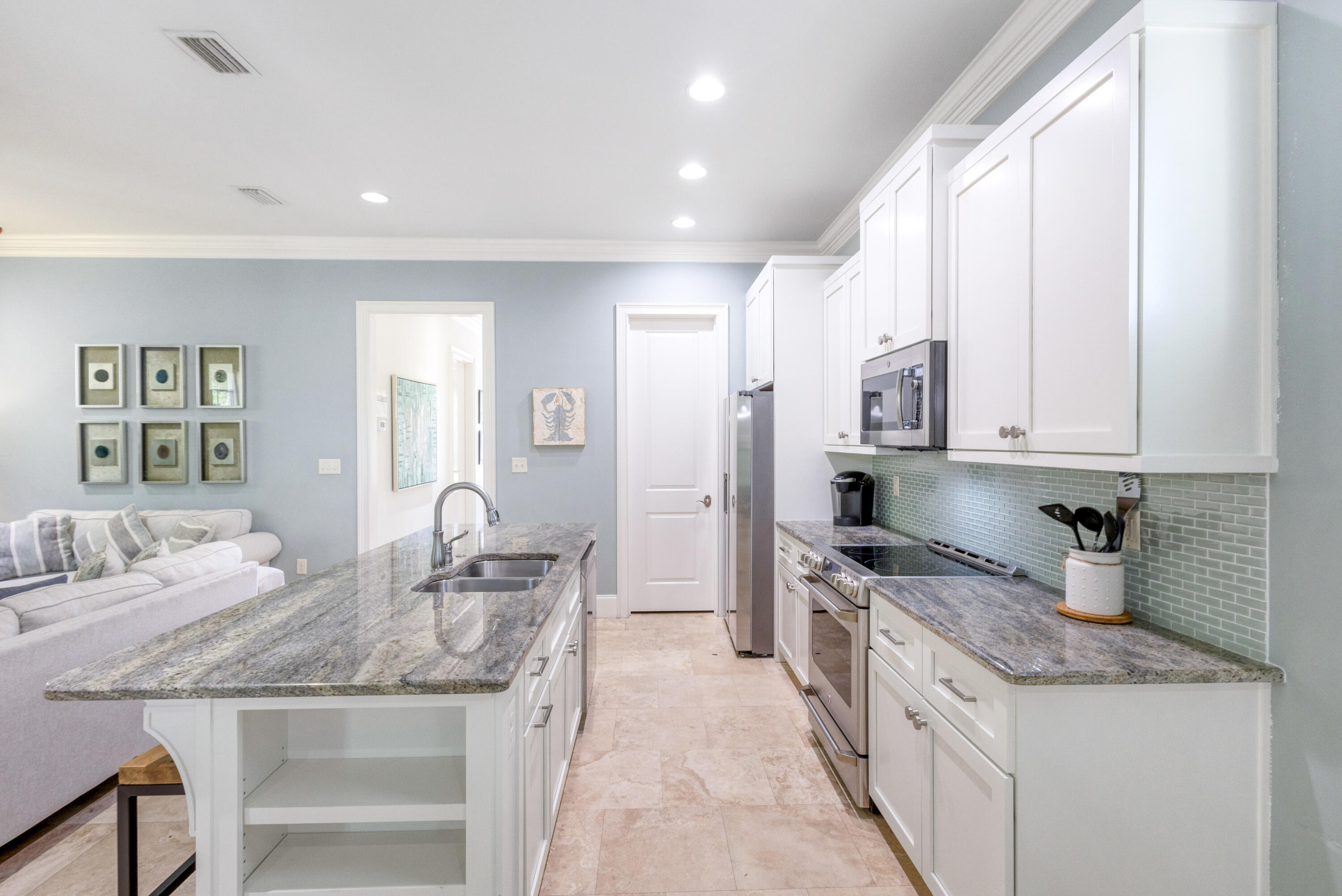 1844 Boardwalk Drive