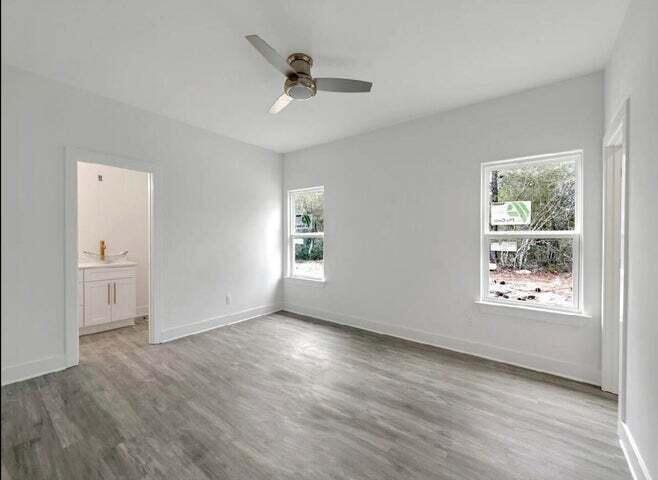 150 E Hibiscus Avenue, DeFuniak Springs