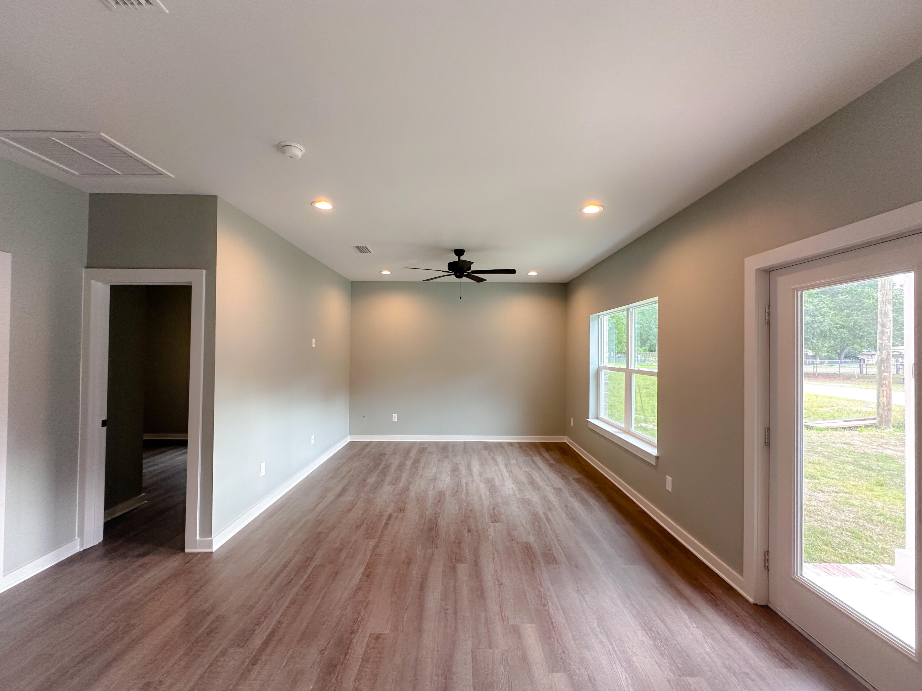 193 S 24th Street, DeFuniak Springs