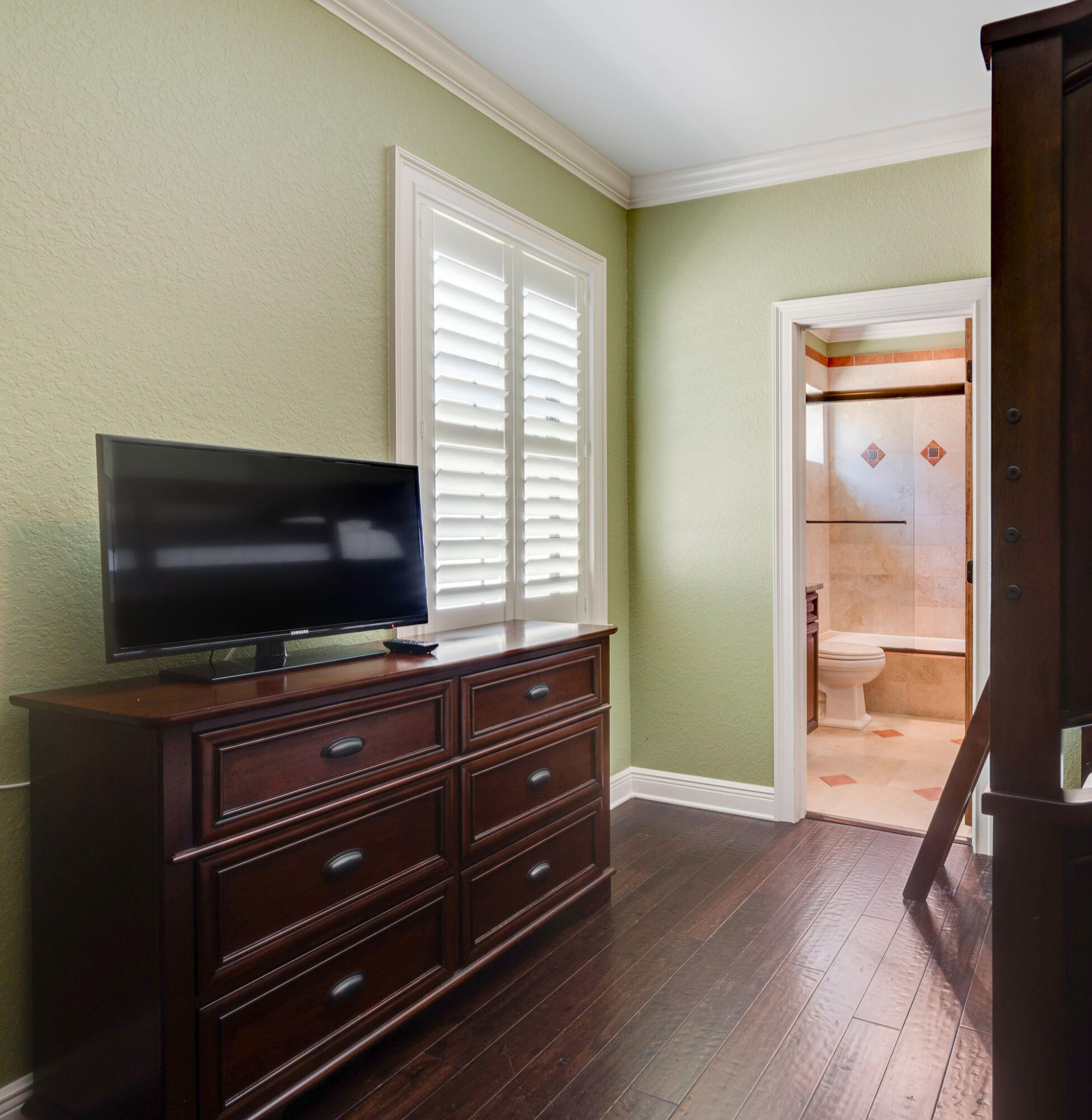 1931 Boardwalk Drive