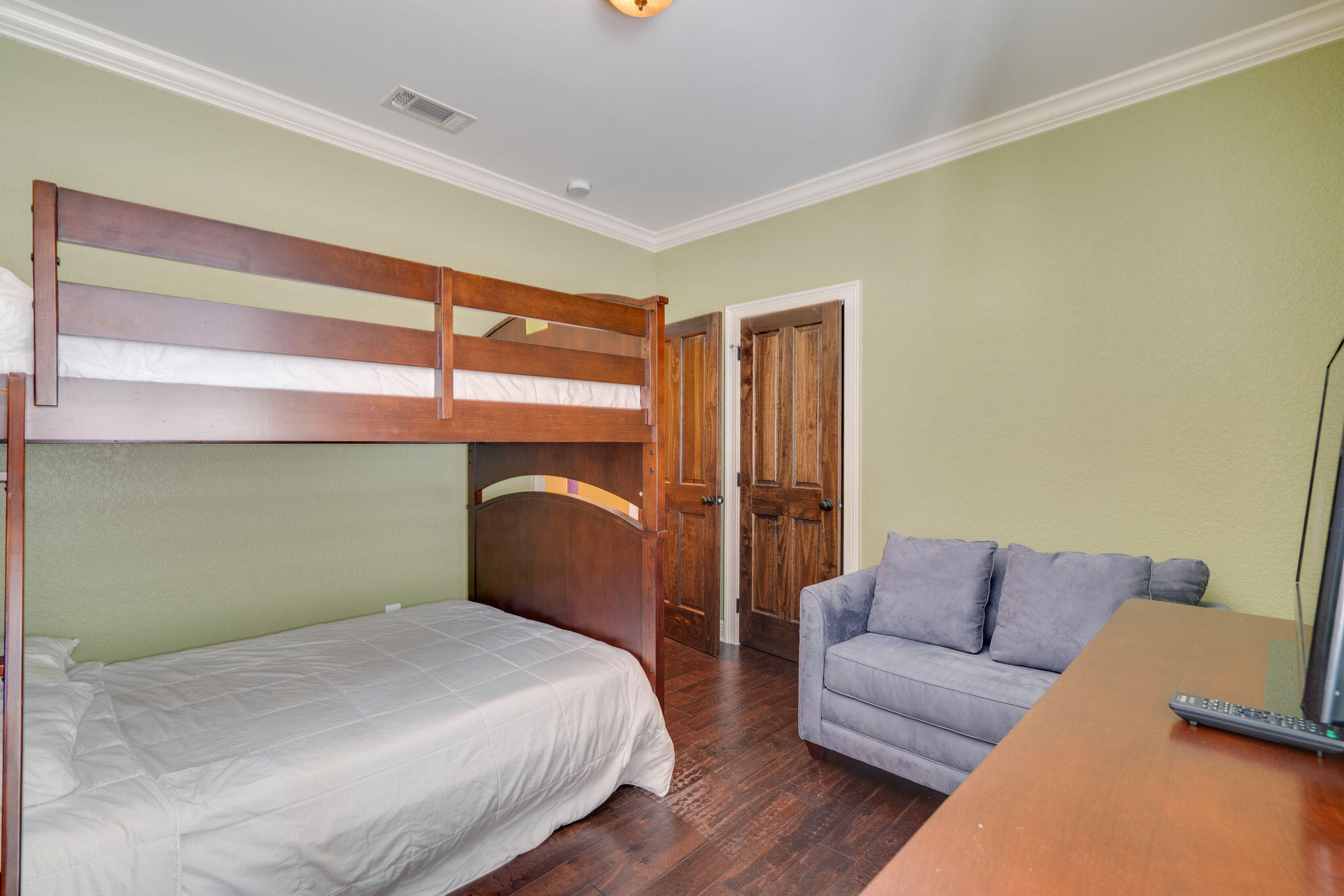 1931 Boardwalk Drive