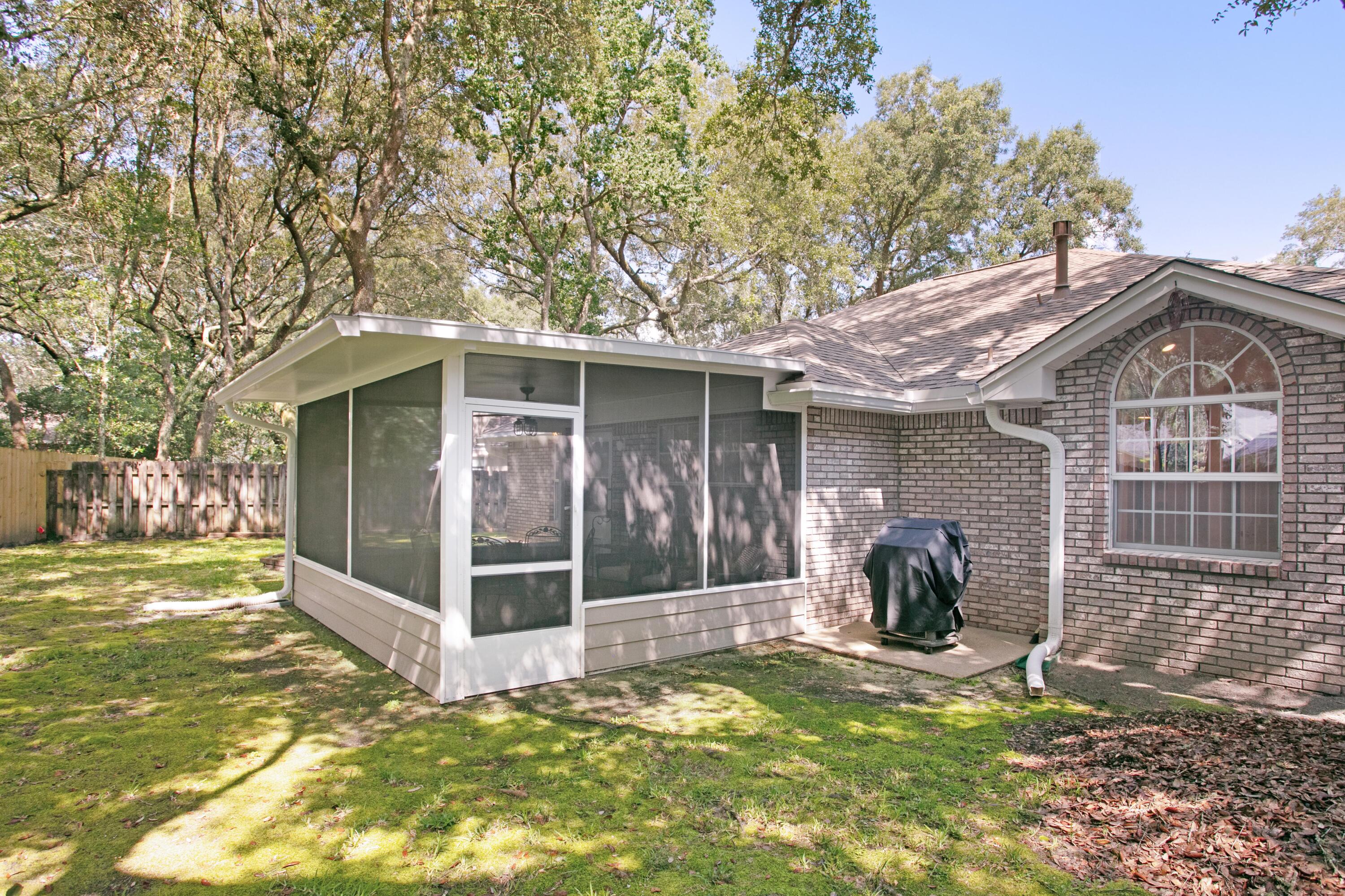 1708 Ashview Cove