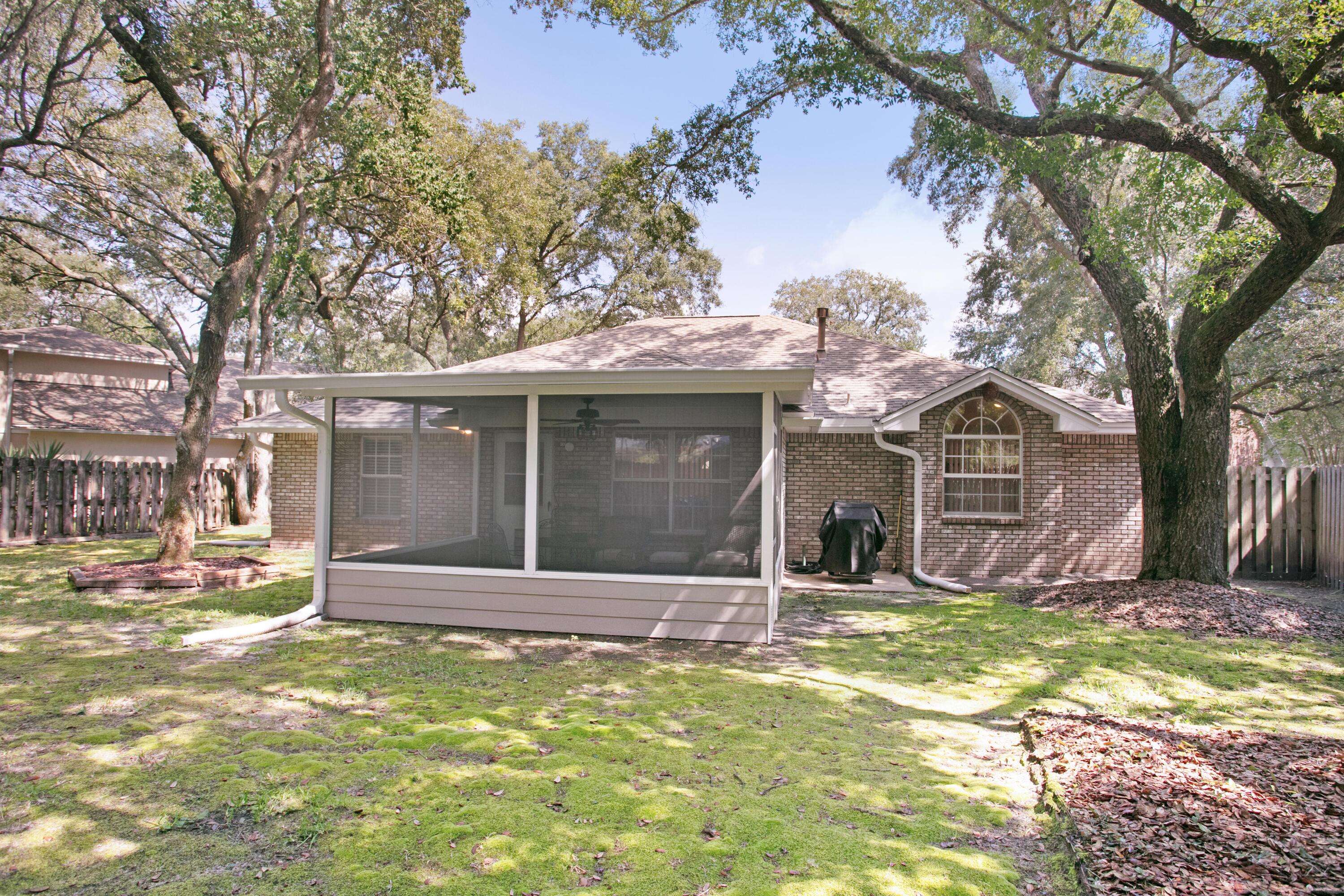 1708 Ashview Cove
