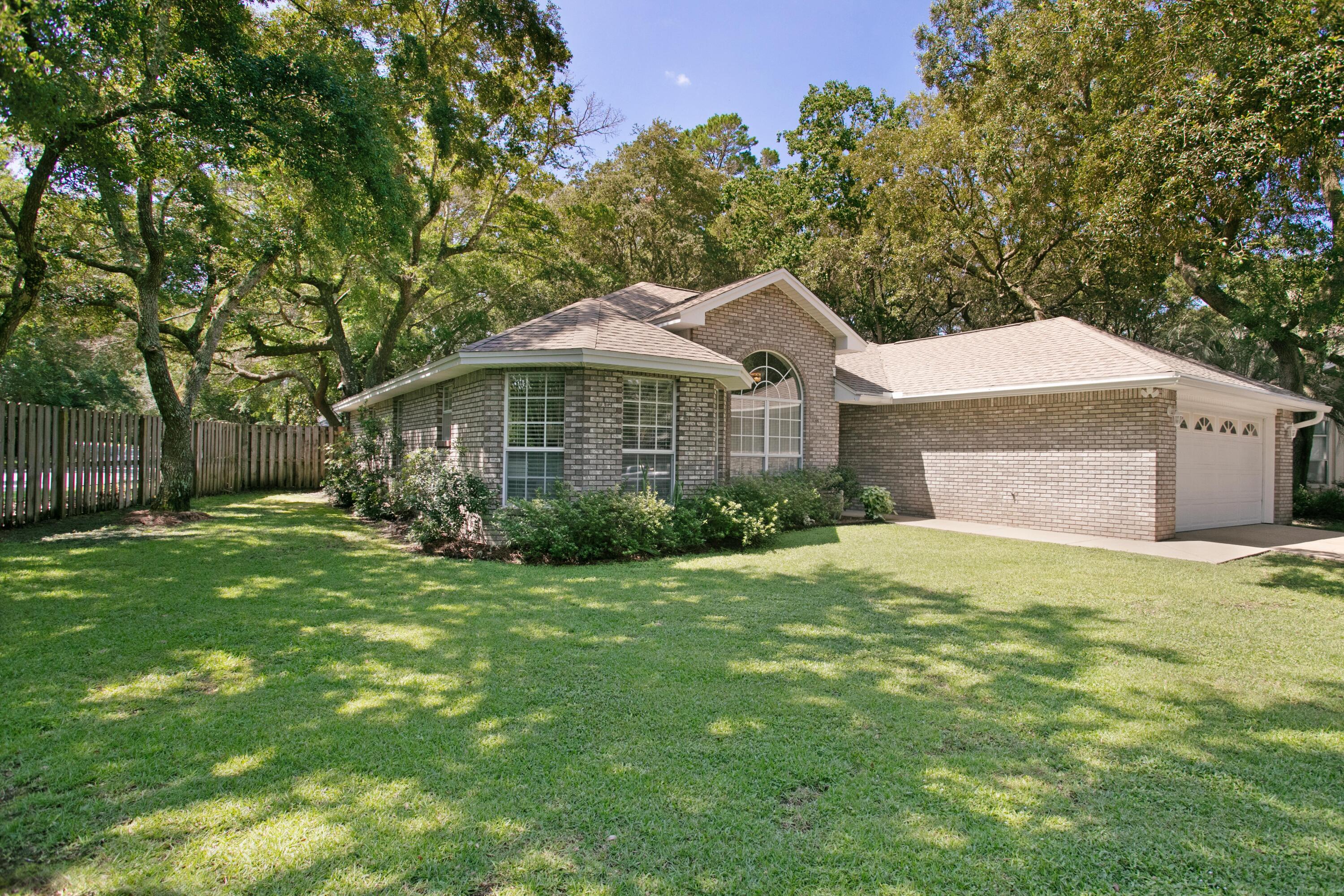 1708 Ashview Cove