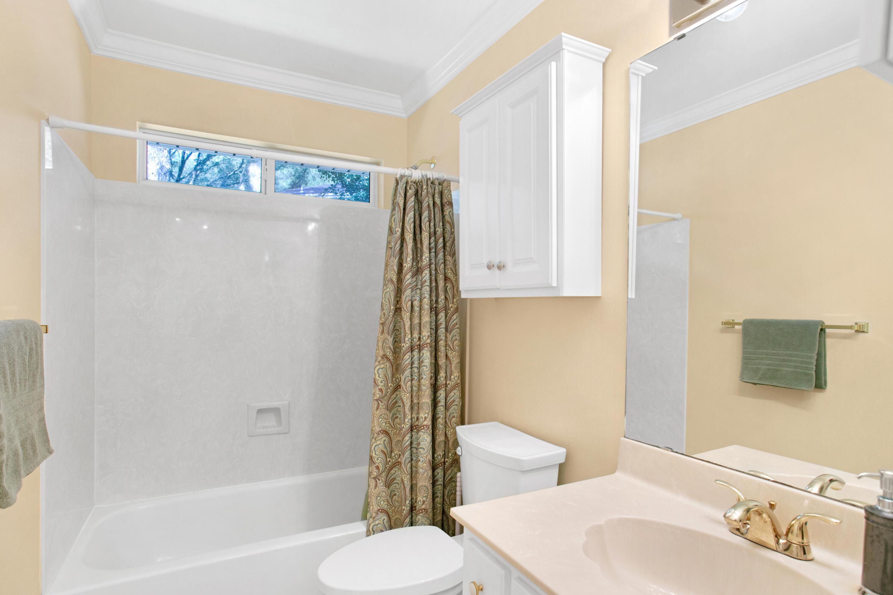 1708 Ashview Cove