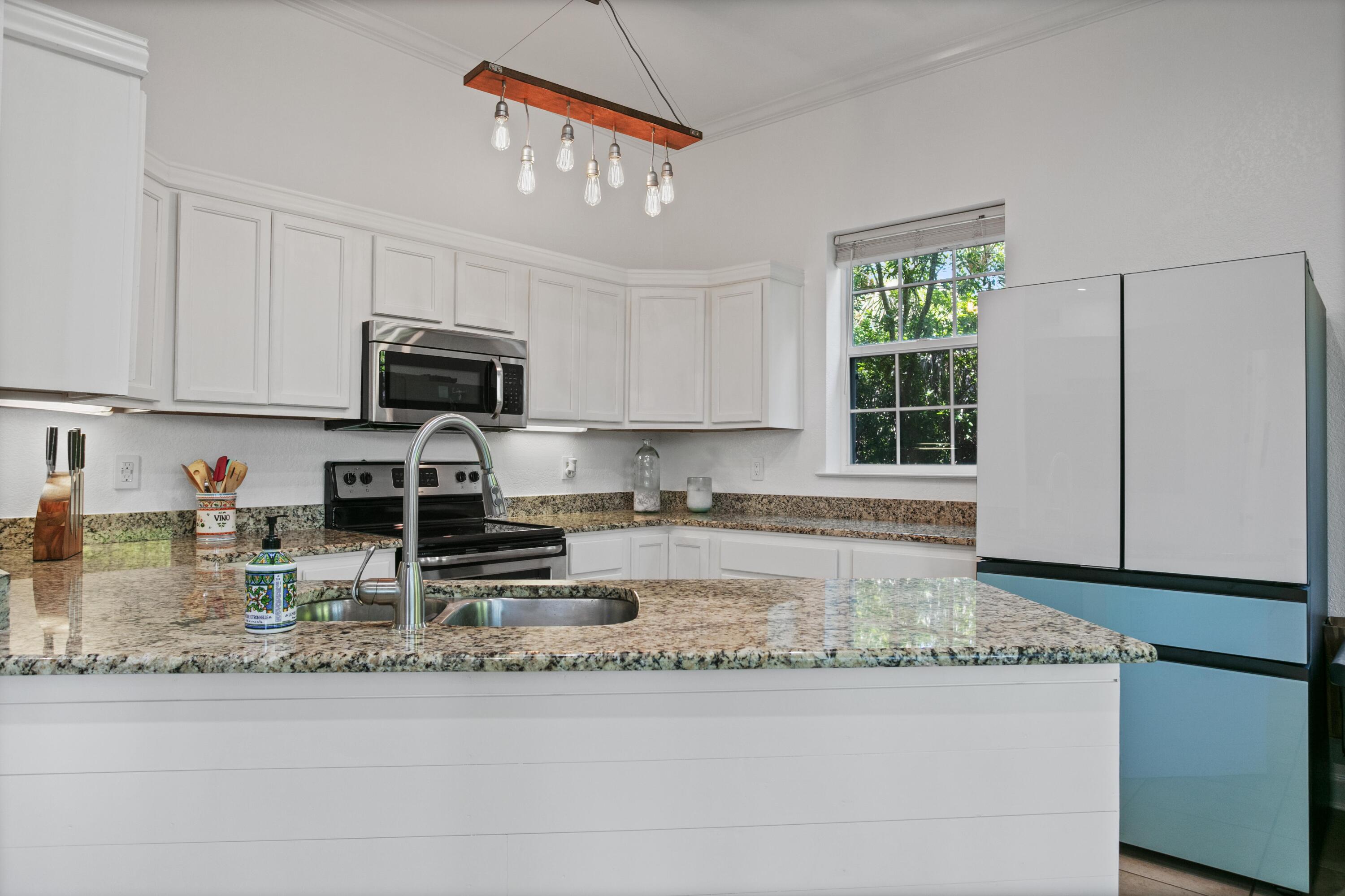 2332 Crystal Cove Place, 2332
