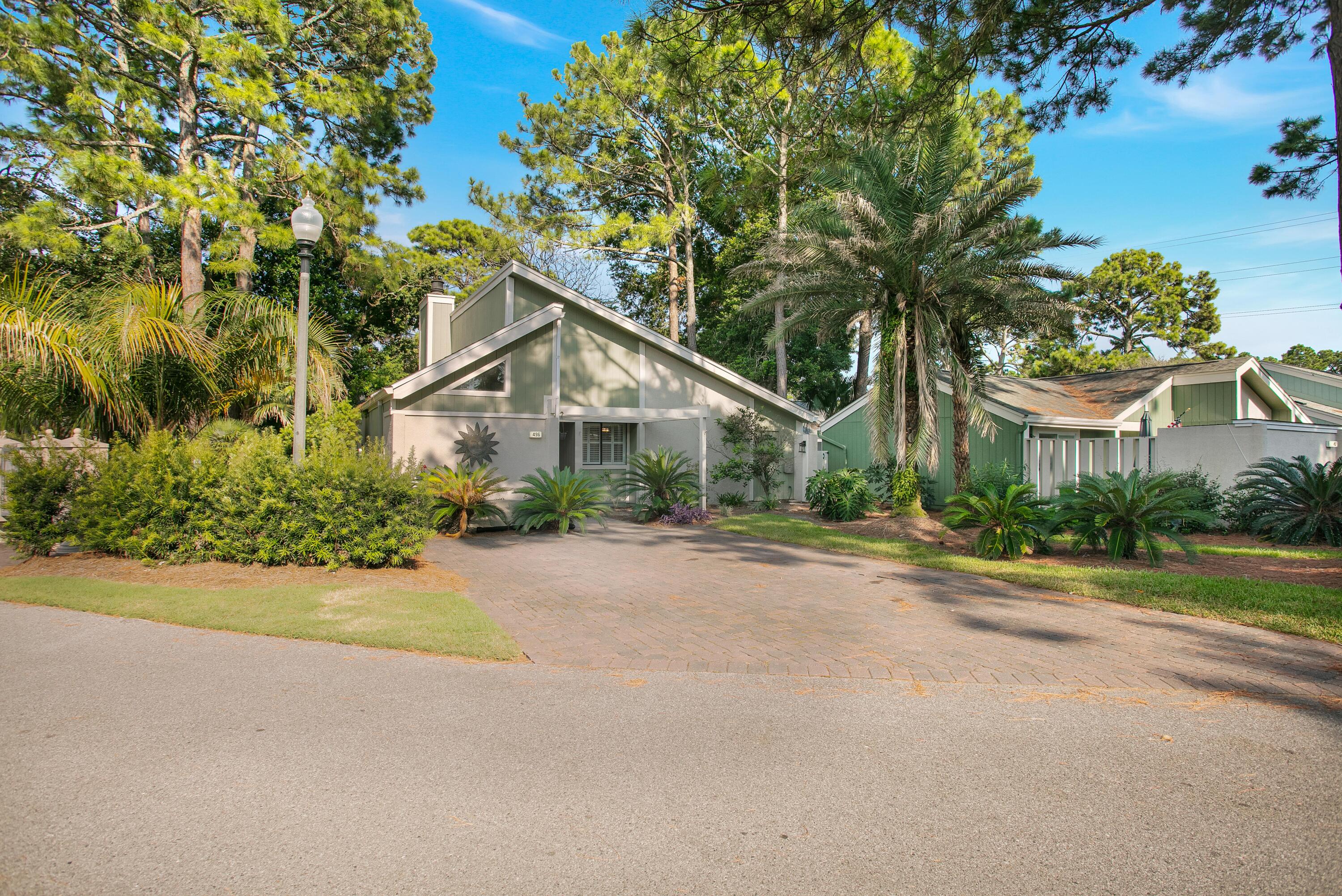 496 Linkside Drive
