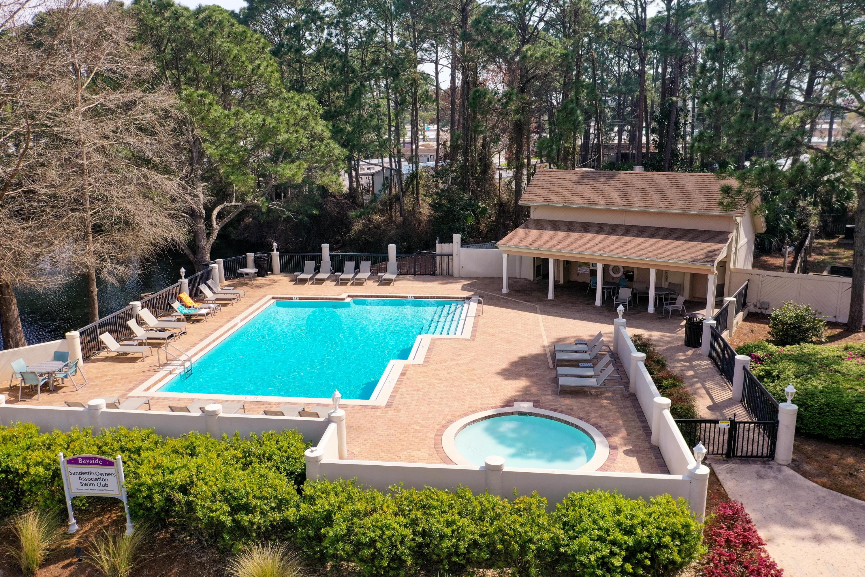 496 Linkside Drive
