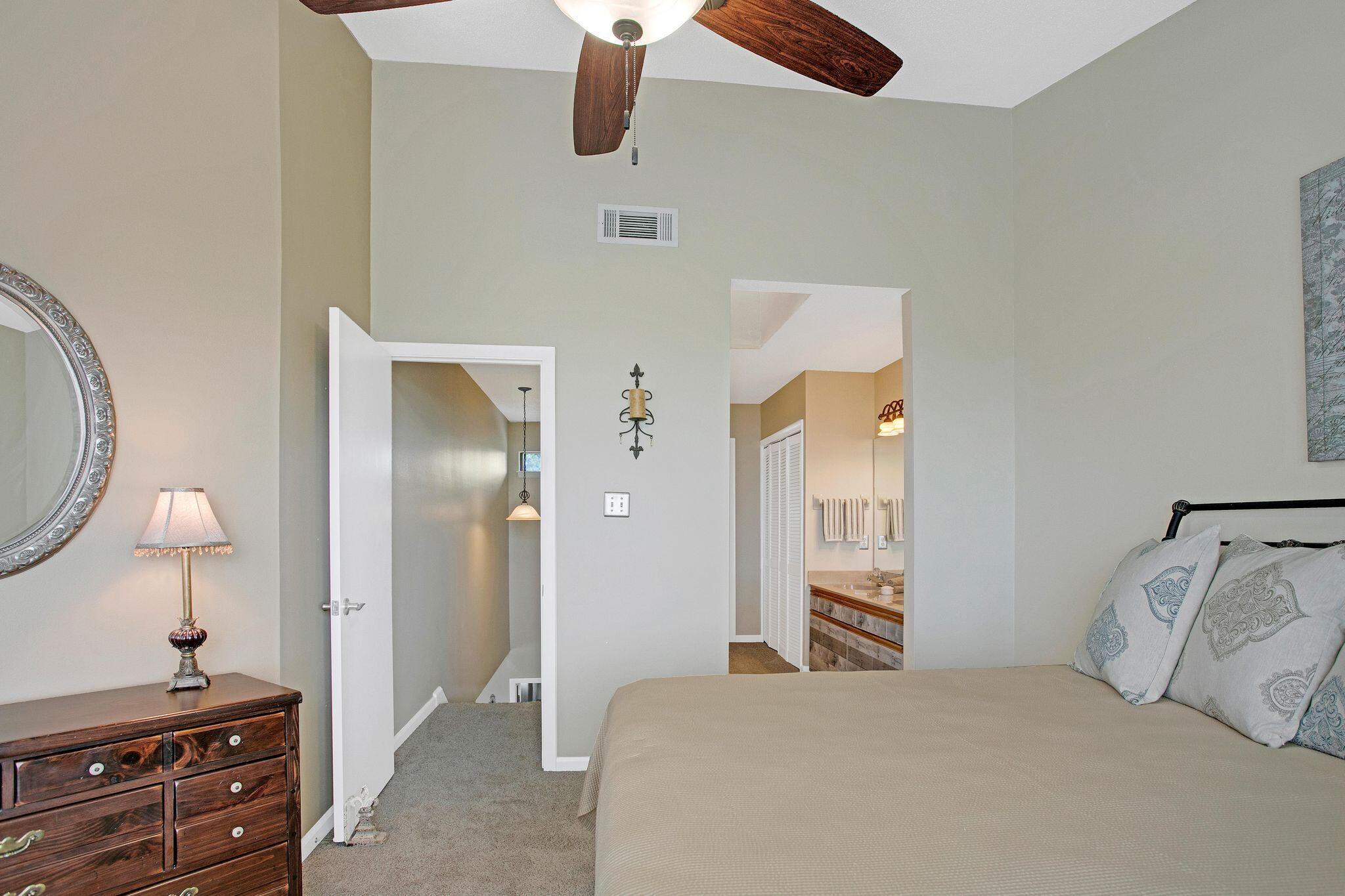 8995 Heron Walk Drive, 8995