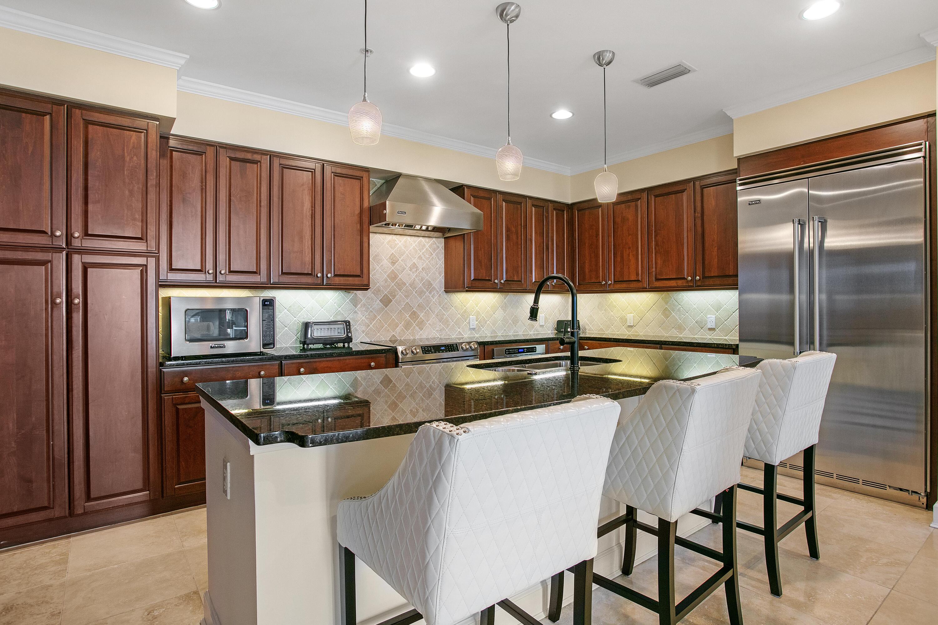 404 Kelly Plantation Drive, 606