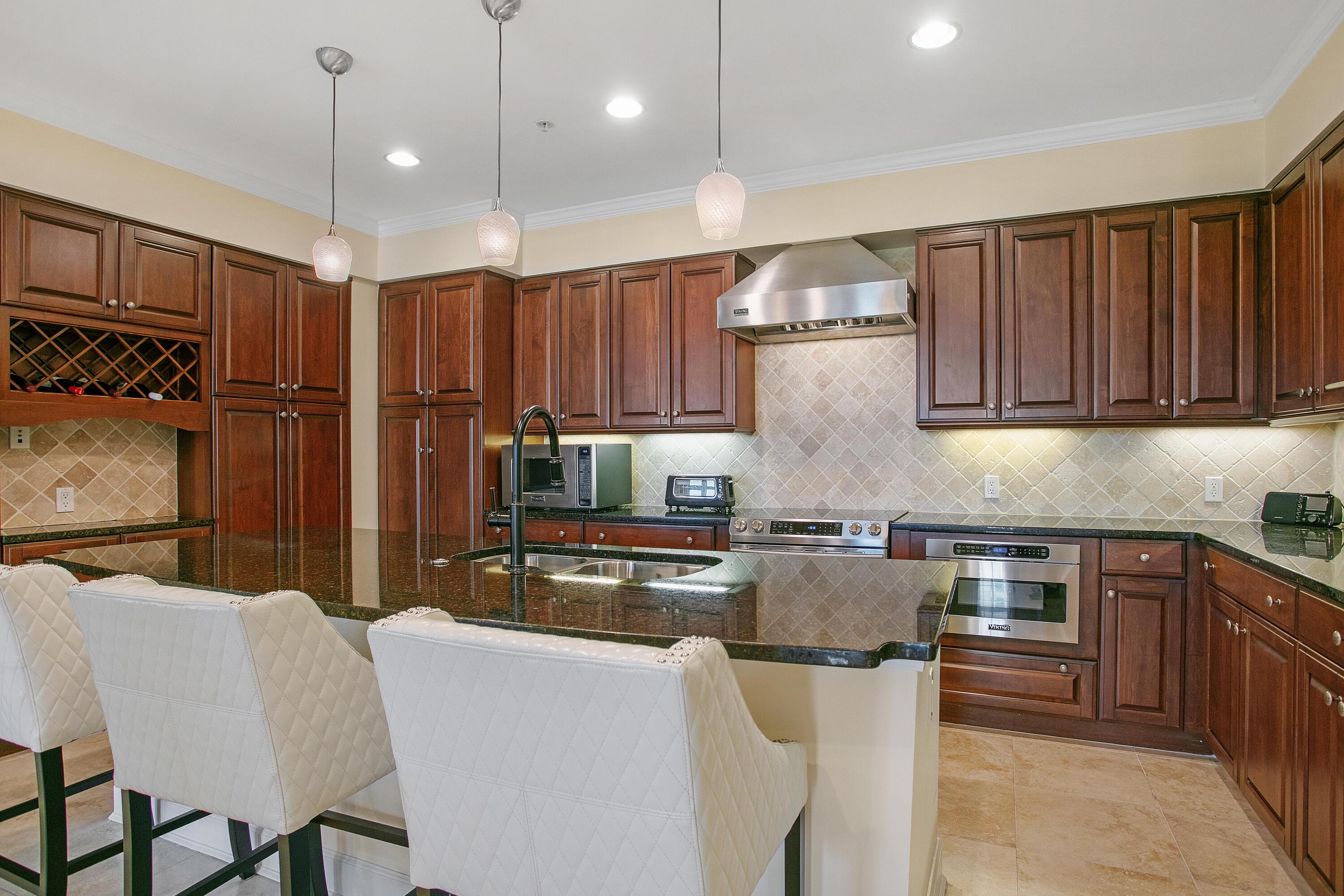 404 Kelly Plantation Drive, 606