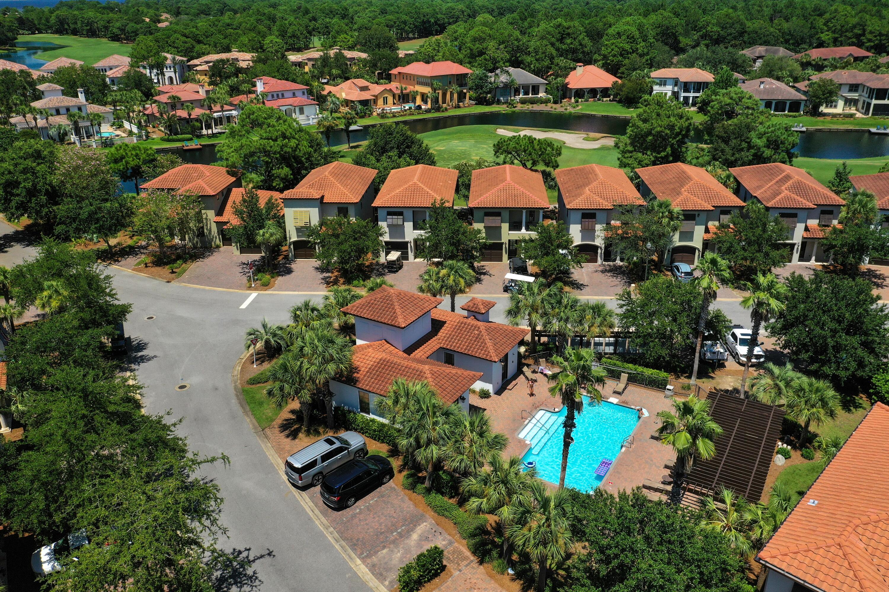 1924 Baytowne Loop