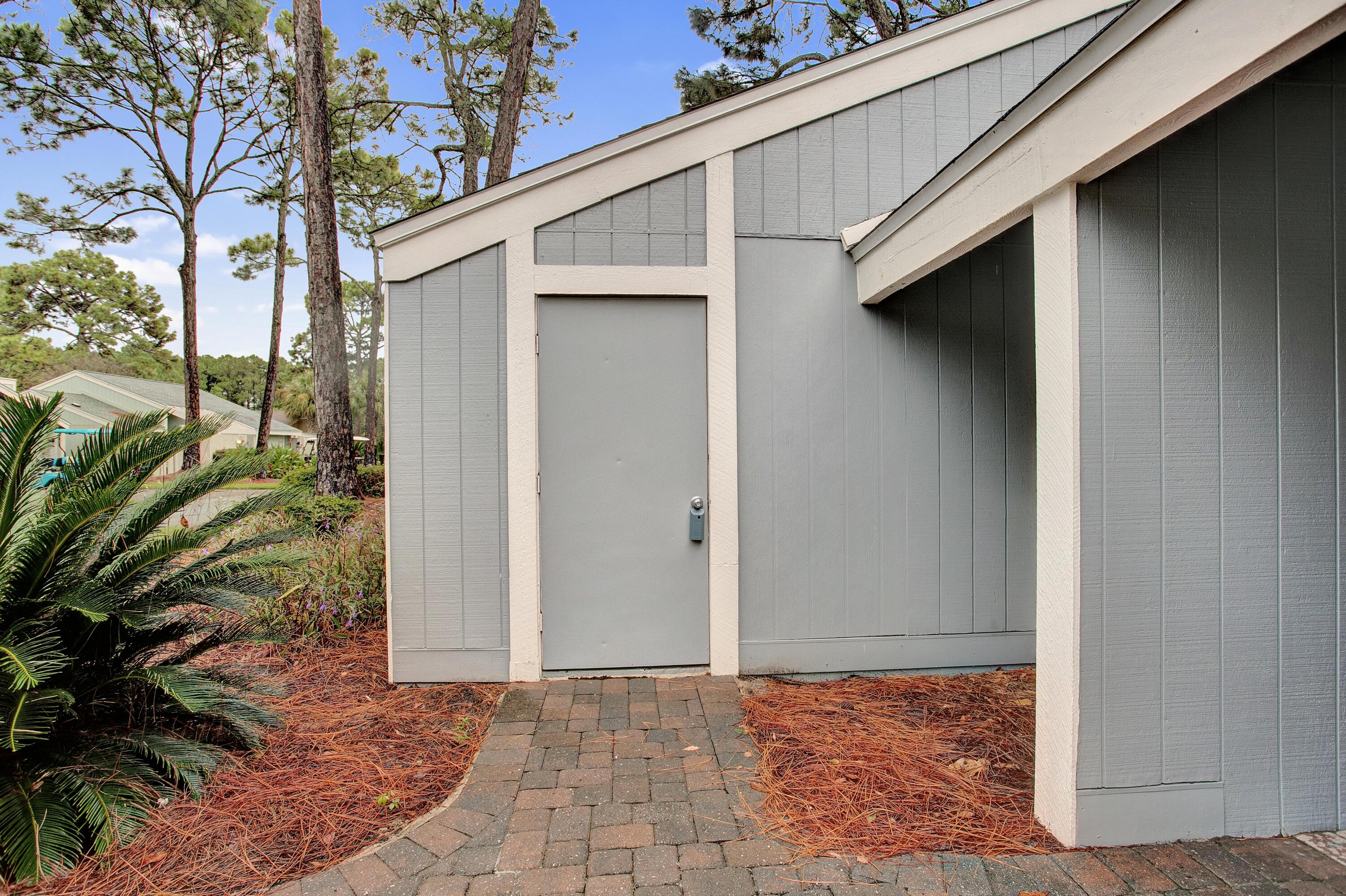 399 Linkside Drive