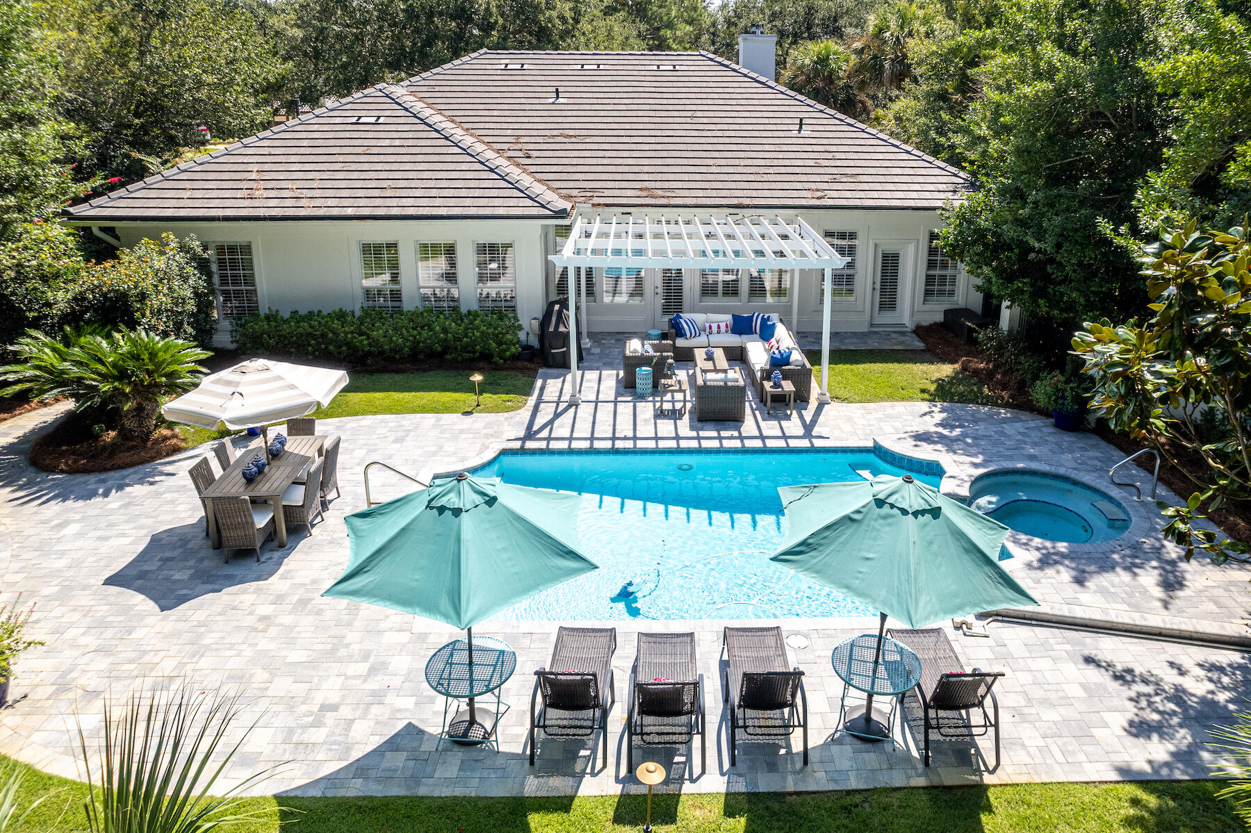 1460 Baytowne E Avenue