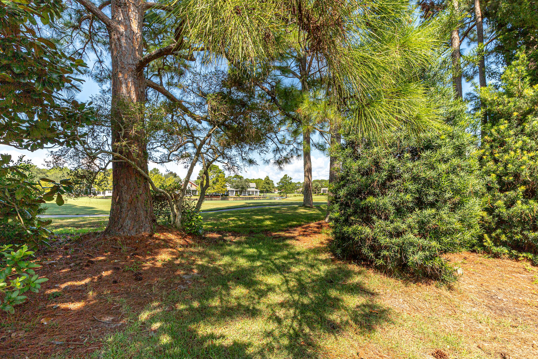1460 Baytowne E Avenue