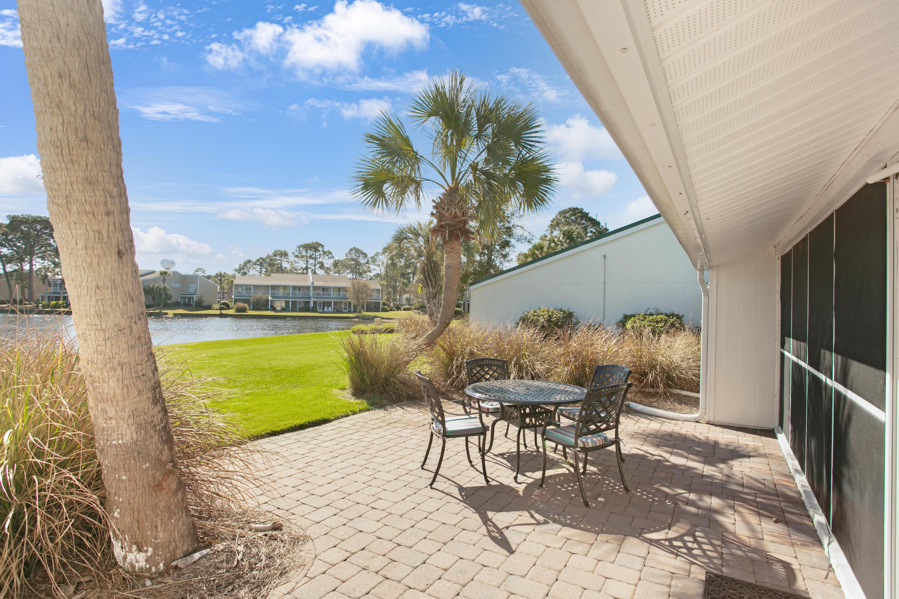 658 Bayou Drive, 658