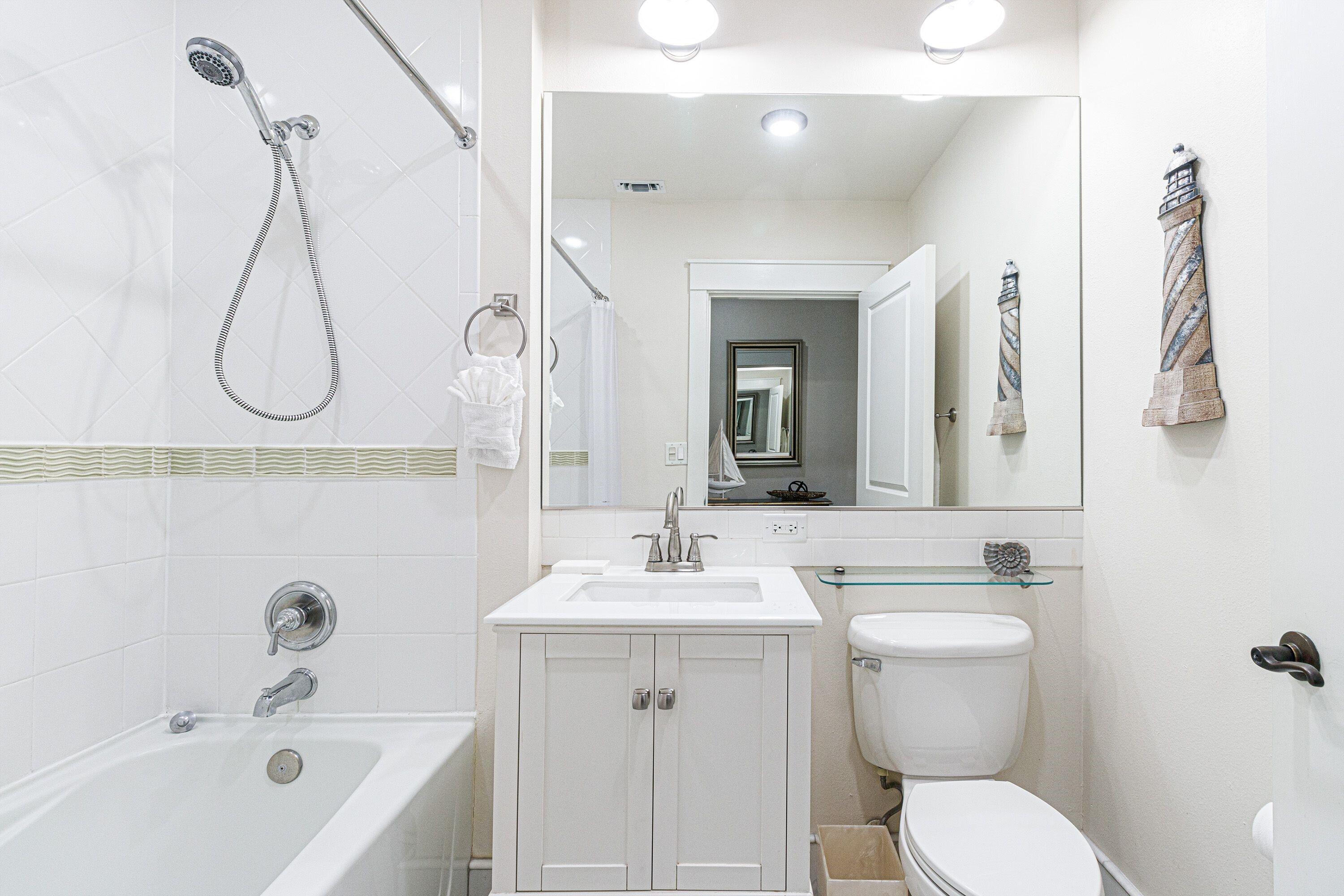 9300 Baytowne Wharf Boulevard, 123