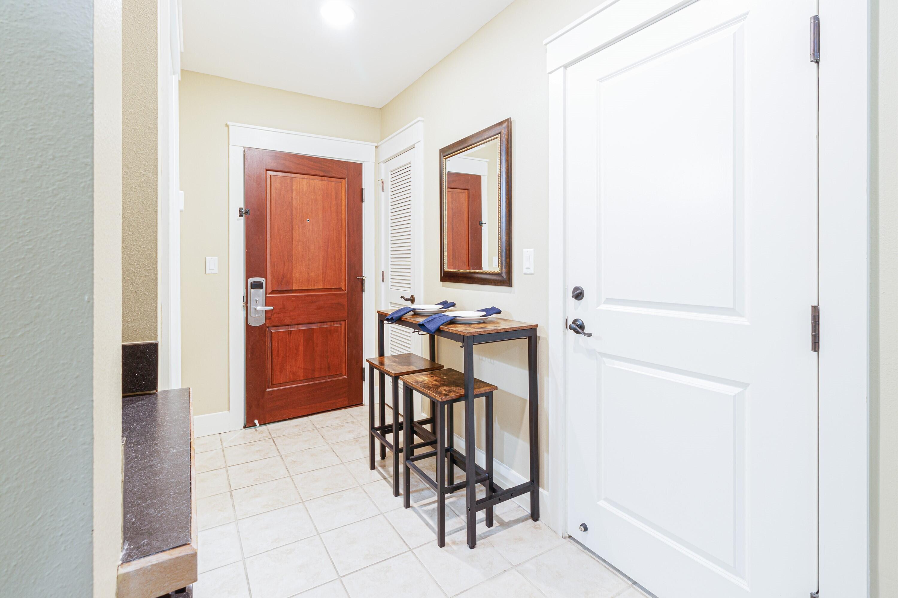 9300 Baytowne Wharf Boulevard, 115/117