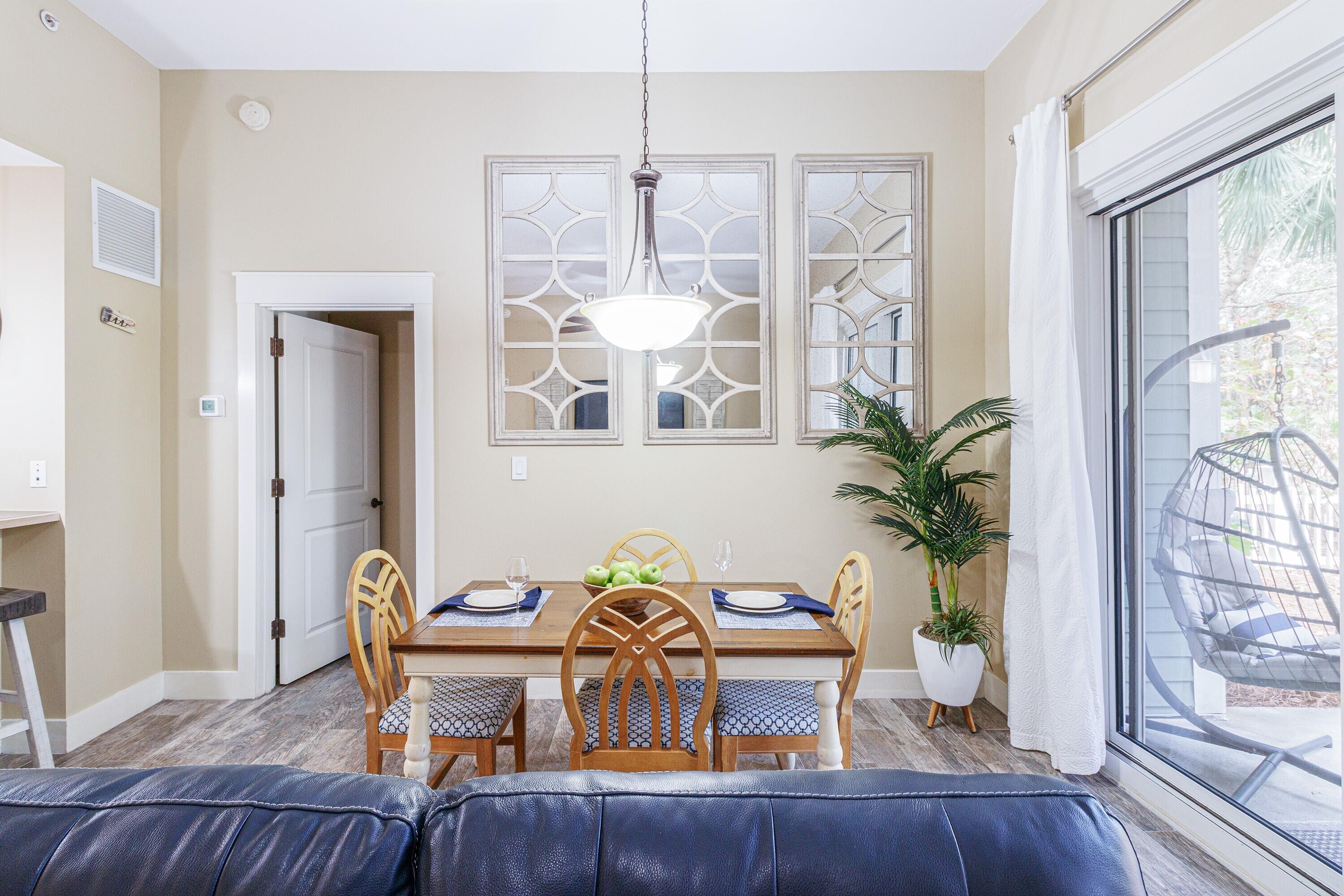 9300 Baytowne Wharf Boulevard, 115/117