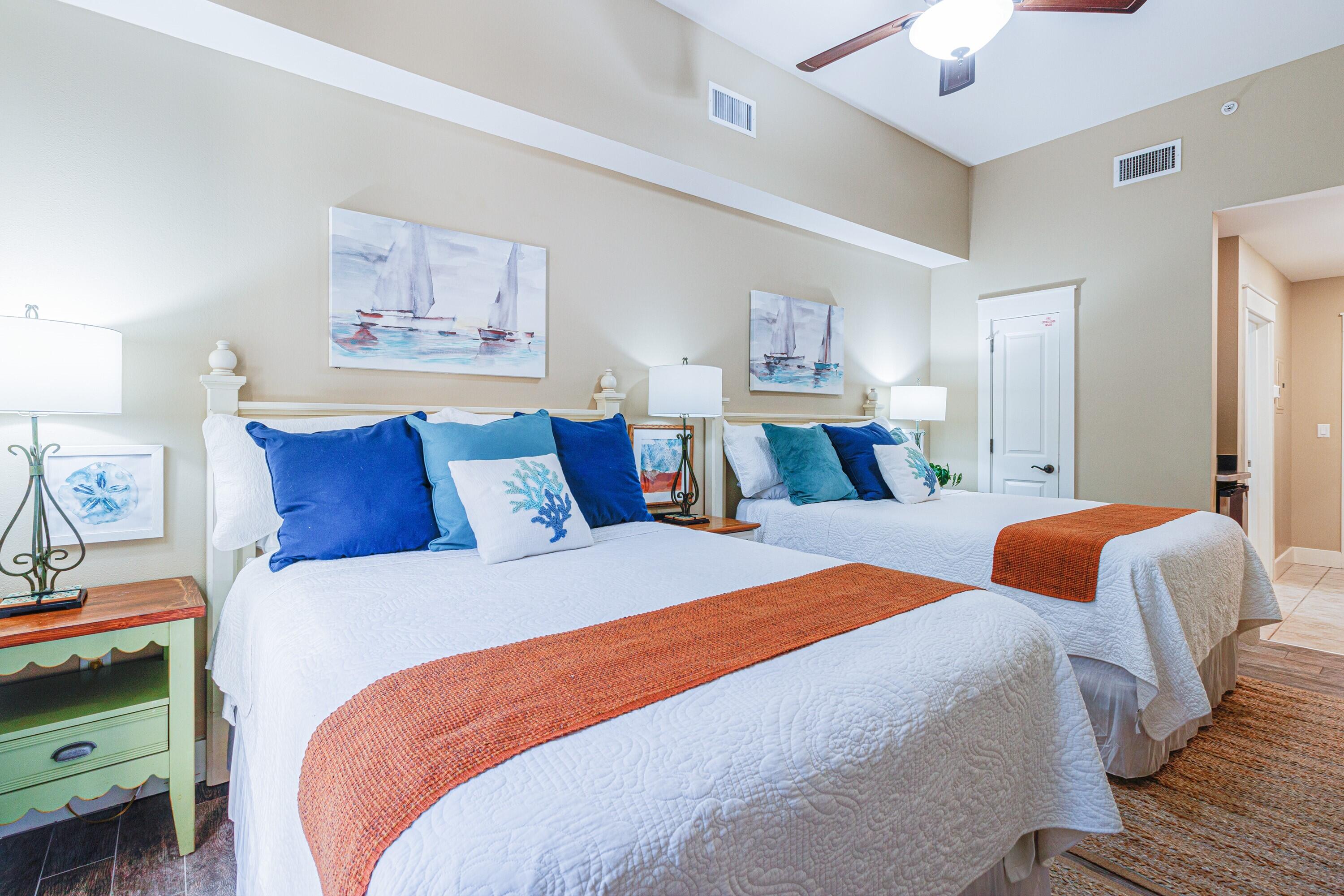 9300 Baytowne Wharf Boulevard, 115/117