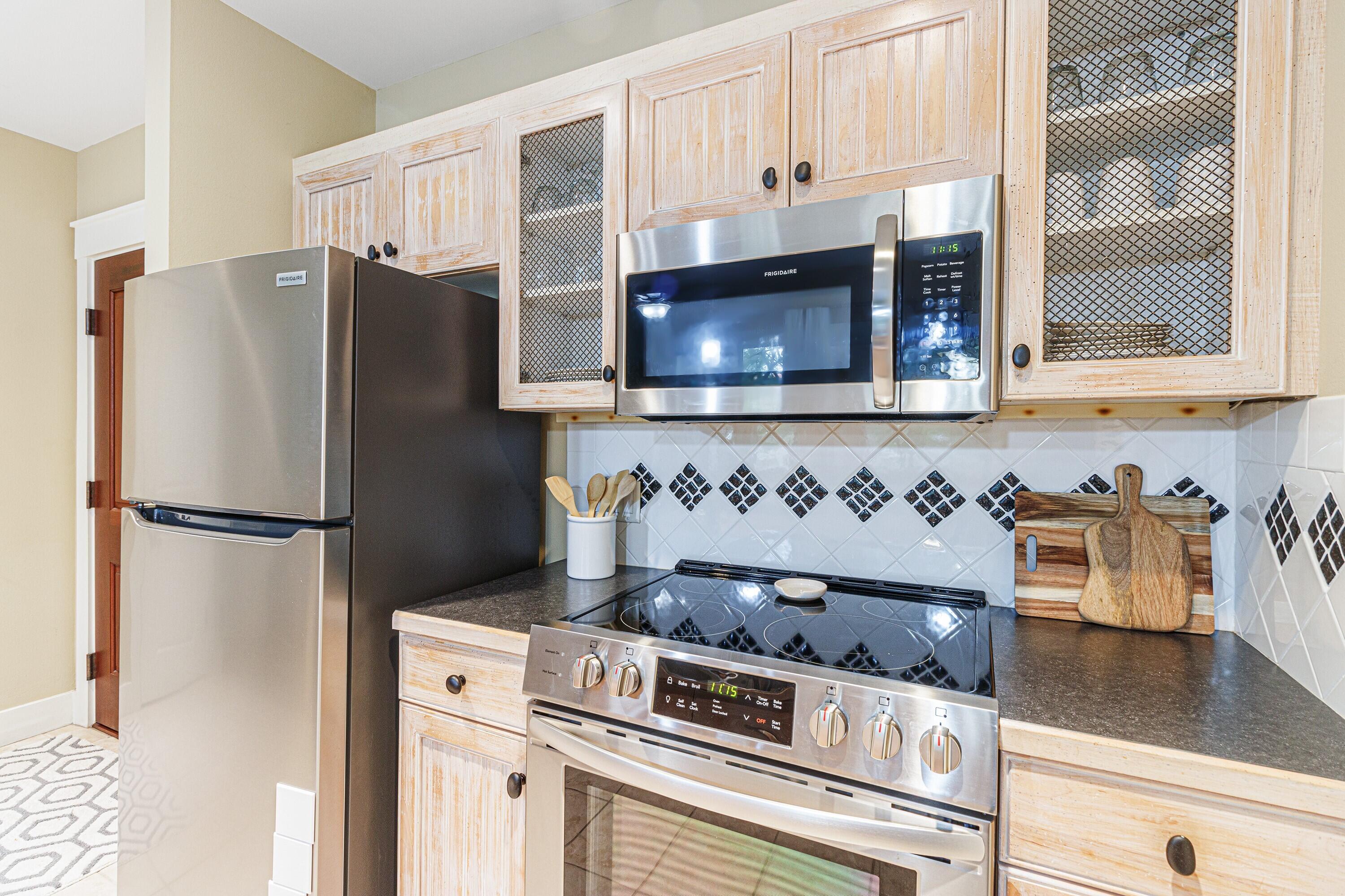 9300 Baytowne Wharf Boulevard, 115/117