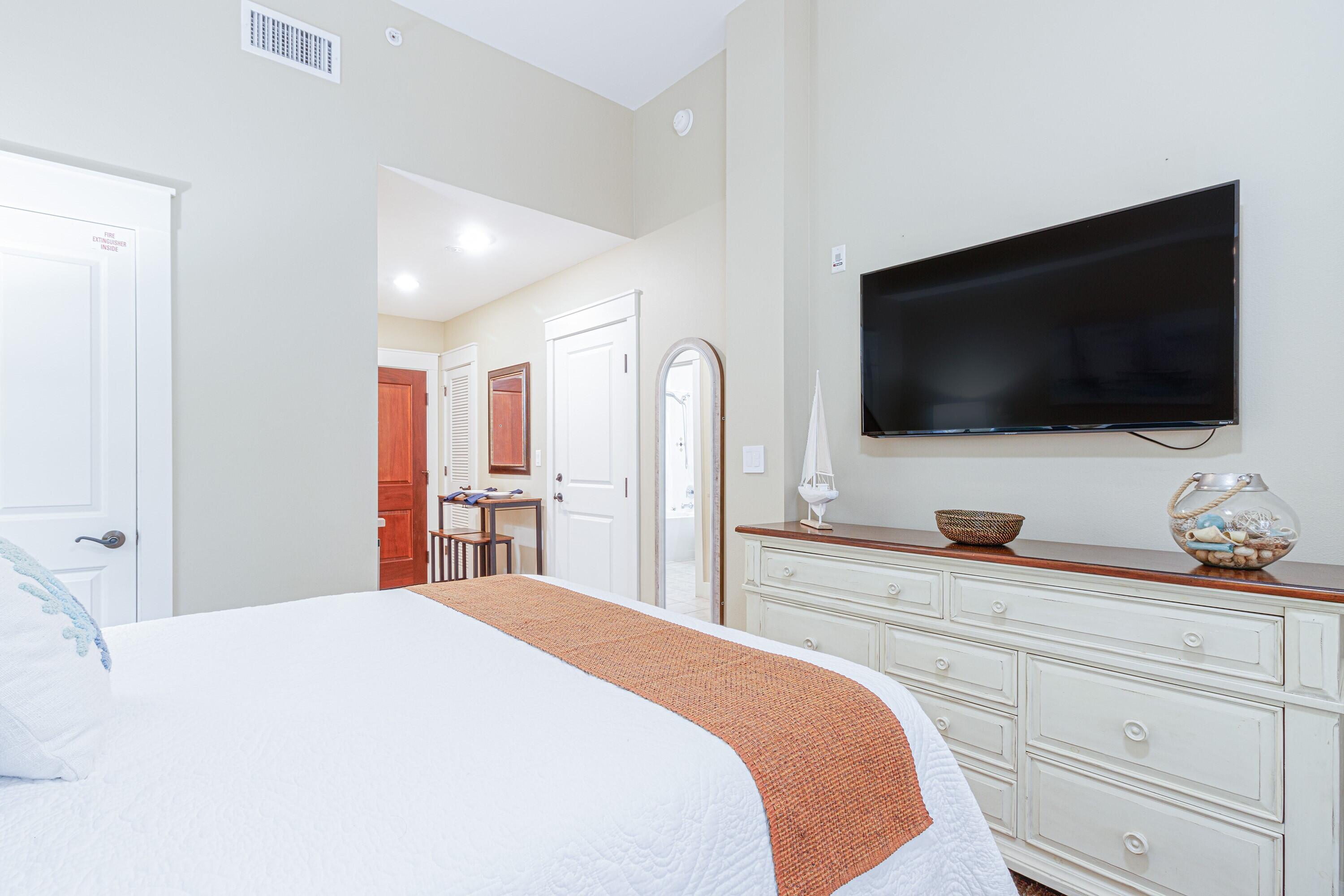 9300 Baytowne Wharf Boulevard, 115/117