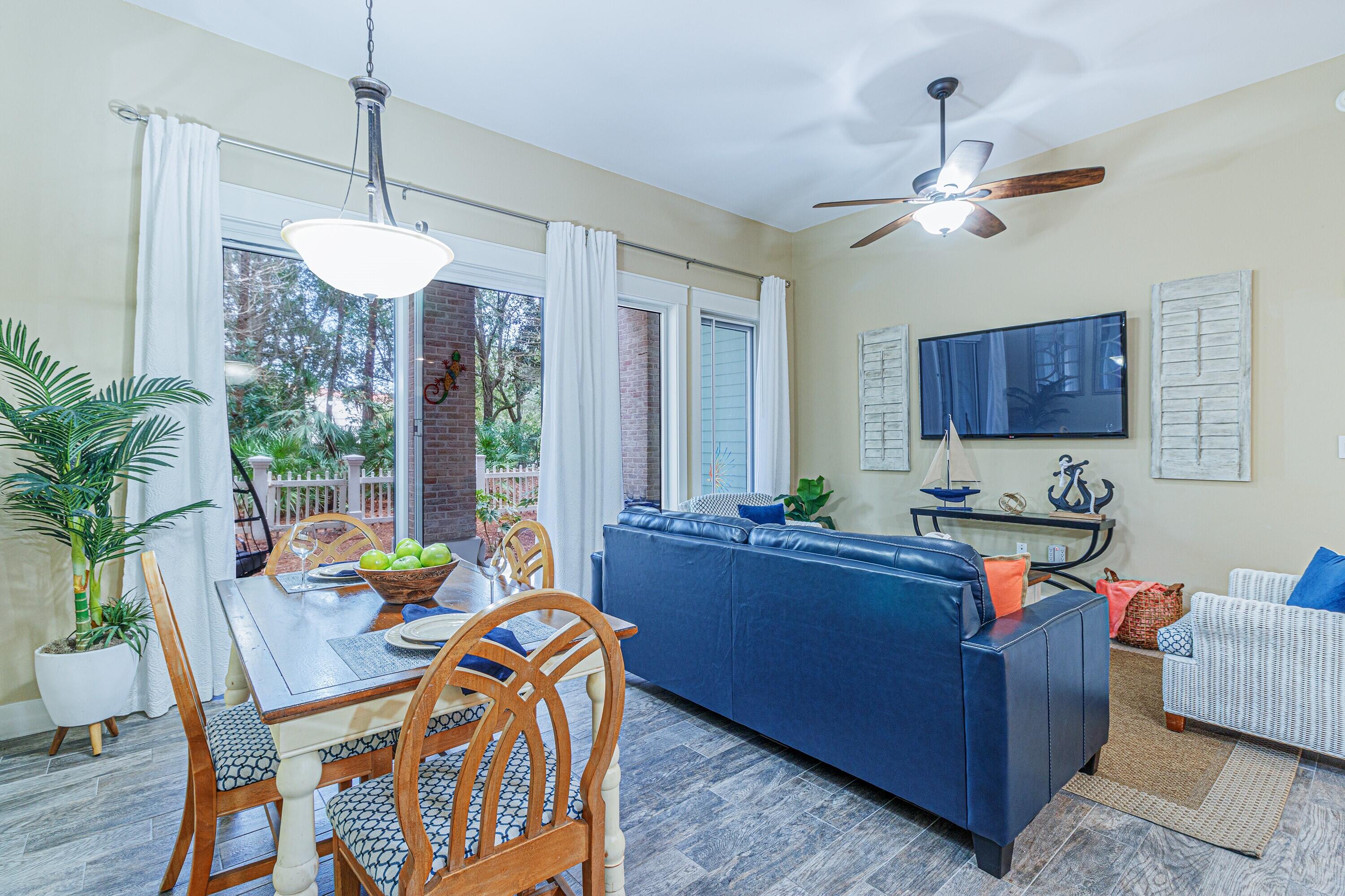 9300 Baytowne Wharf Boulevard, 115/117
