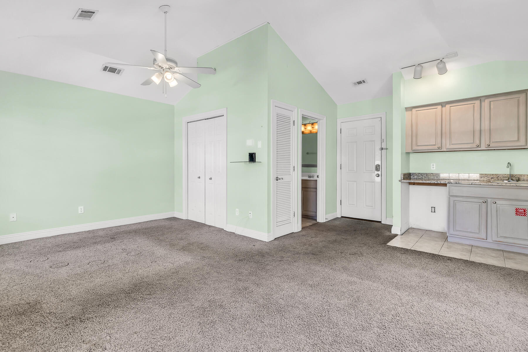 4492 Ocean View Drive