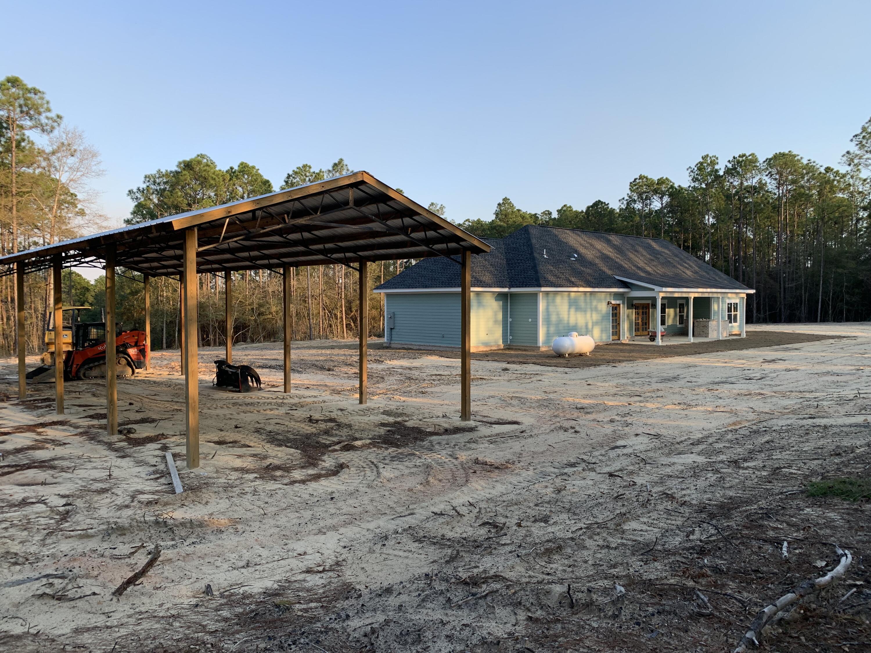 801 Spring Lake Road, DeFuniak Springs