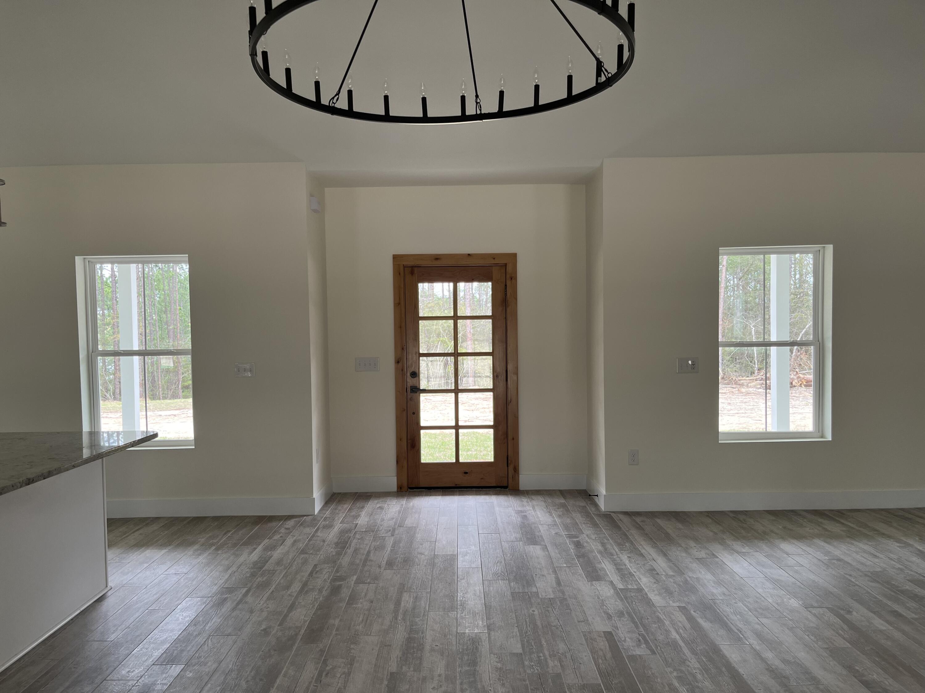801 Spring Lake Road, DeFuniak Springs