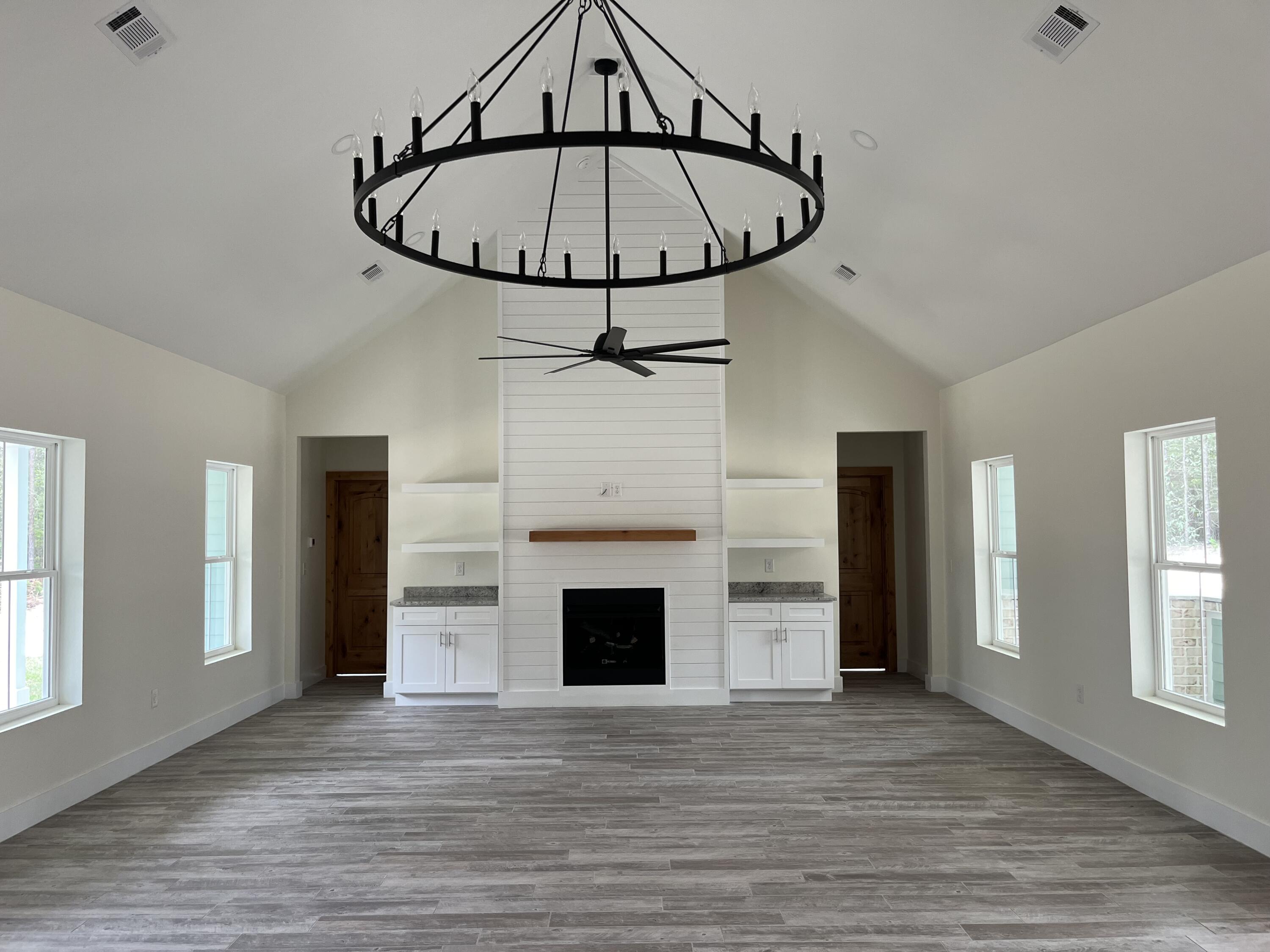 801 Spring Lake Road, DeFuniak Springs