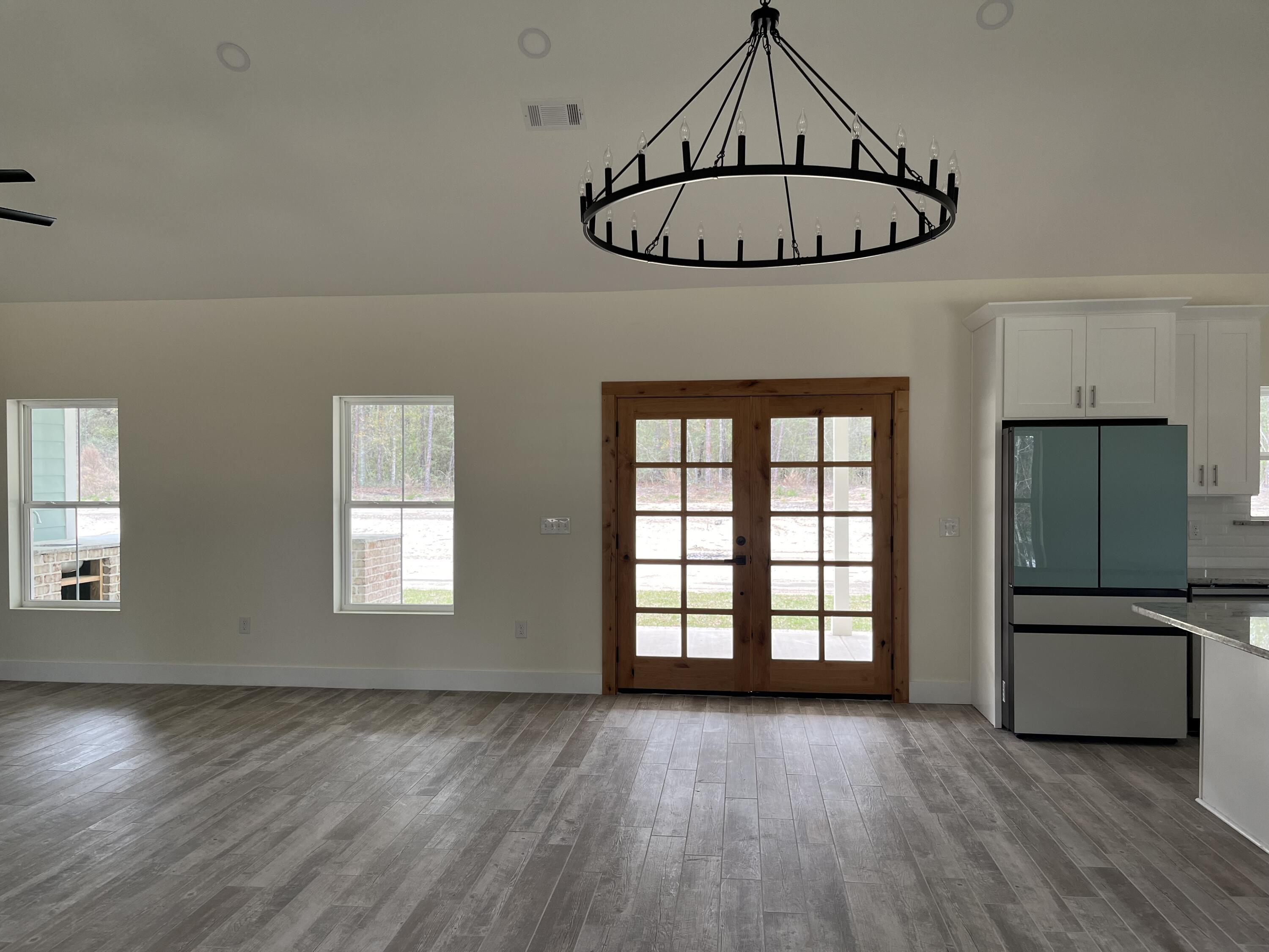 801 Spring Lake Road, DeFuniak Springs