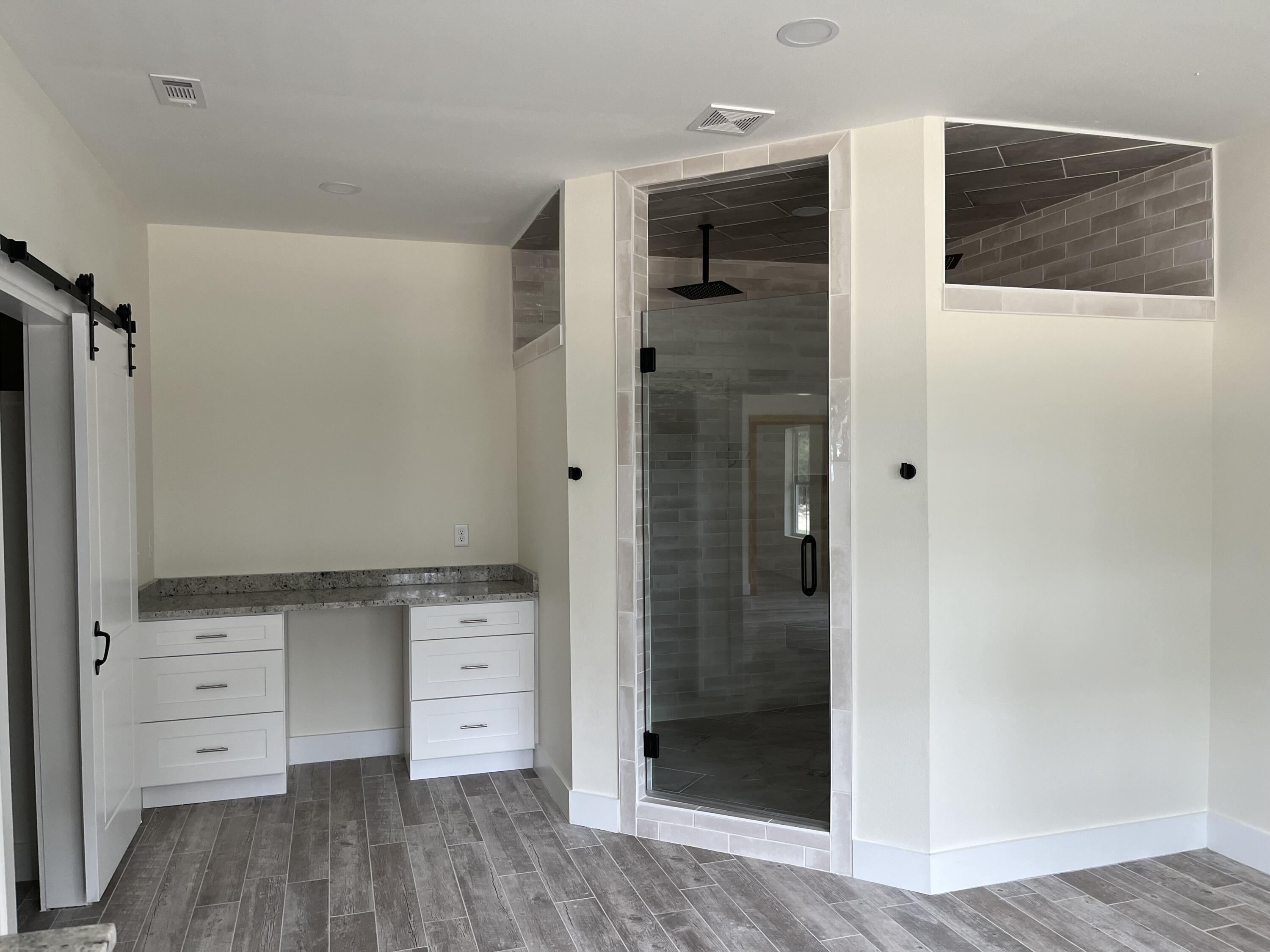 801 Spring Lake Road, DeFuniak Springs