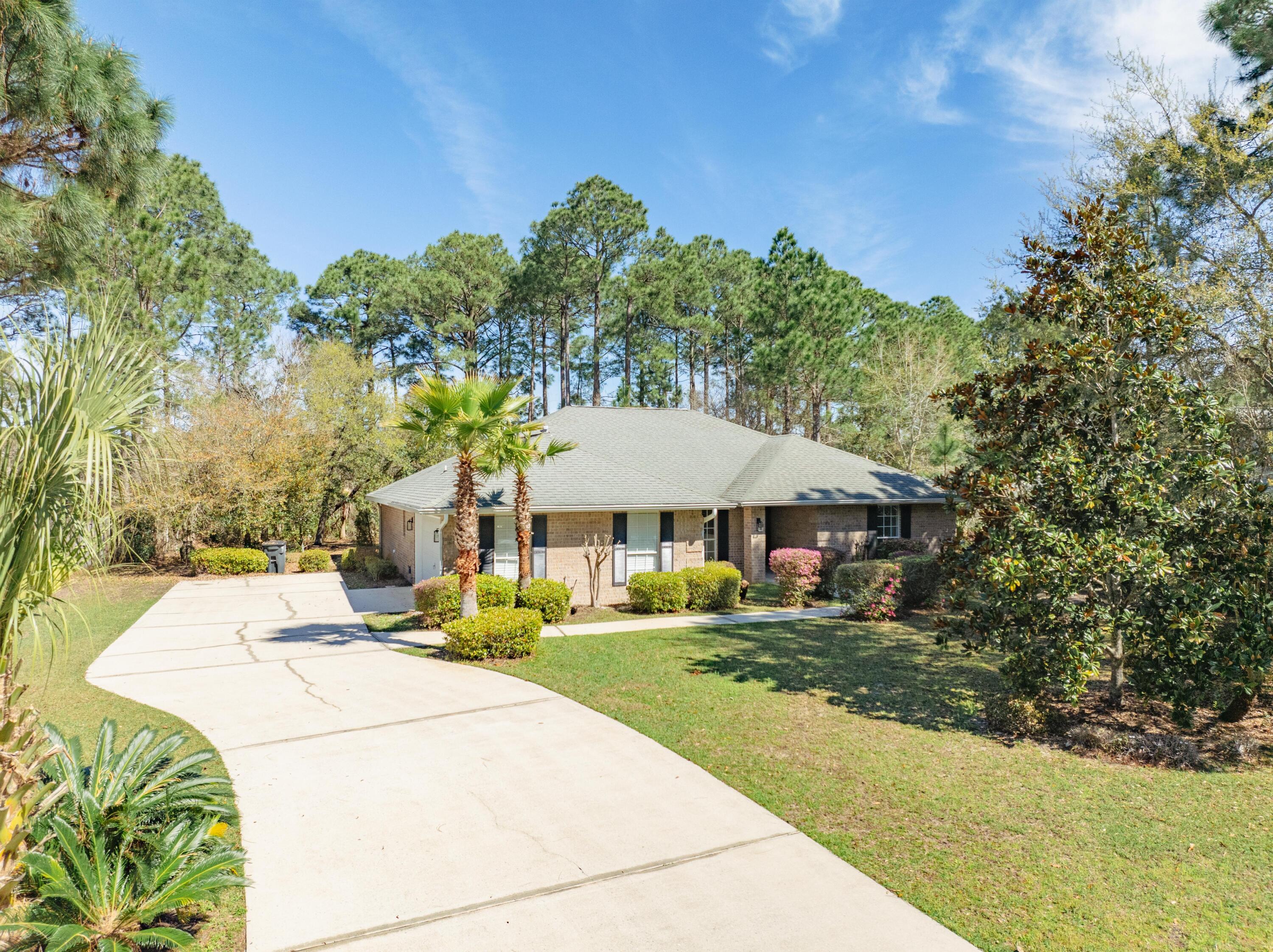 284 W Shipwreck Road