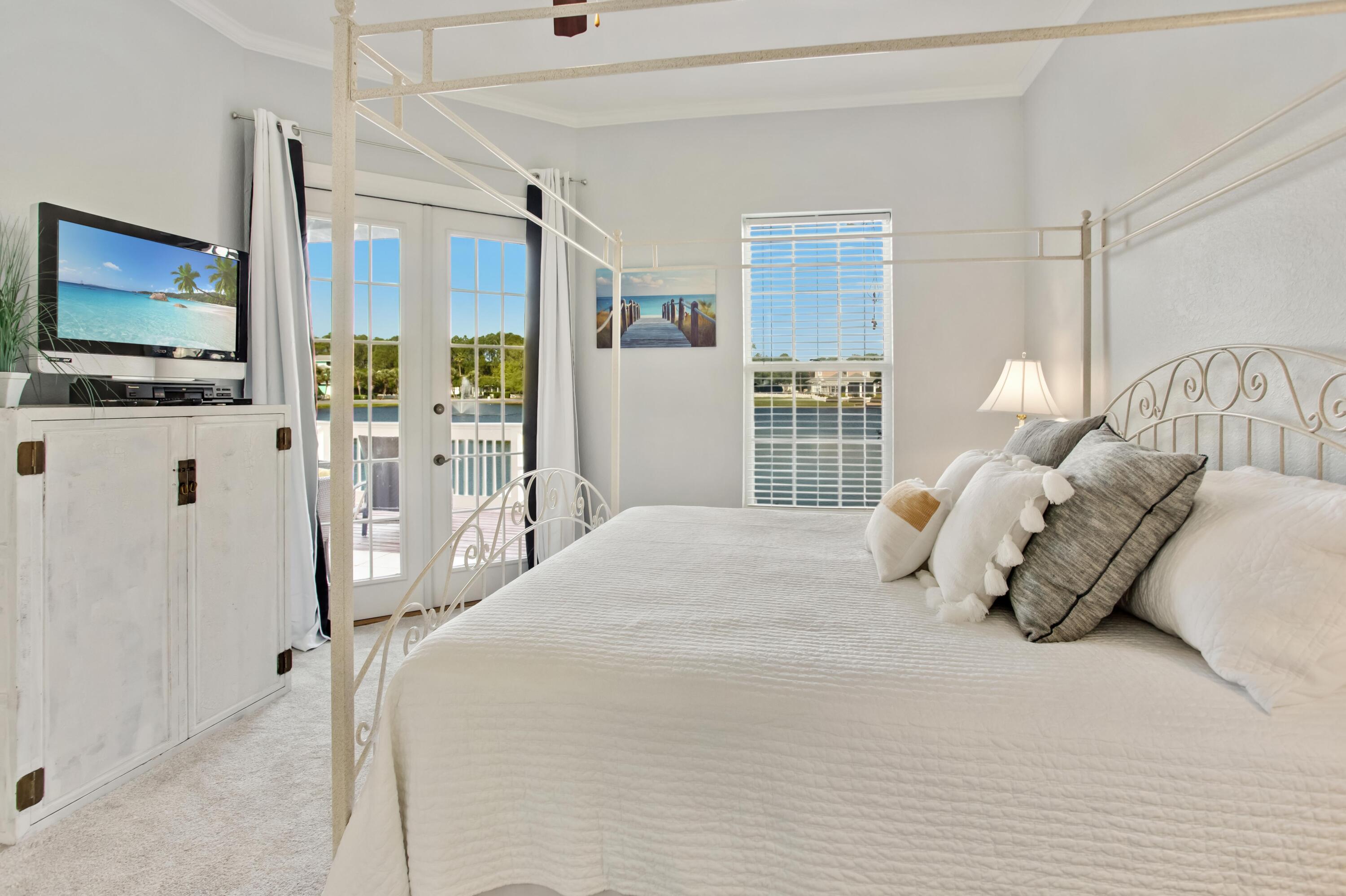 2232 Crystal Cove Lane, 2232