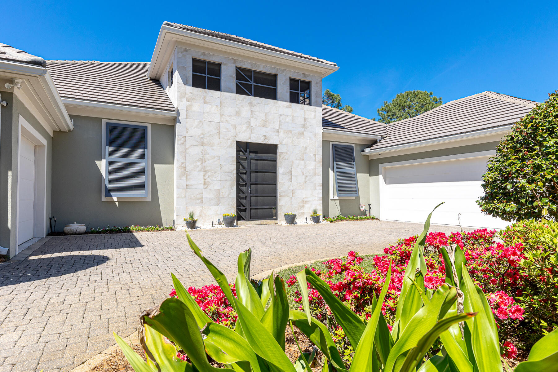 1527 Island Green Drive
