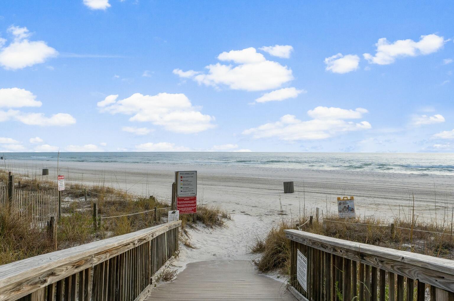 7115 Thomas Drive, 1105