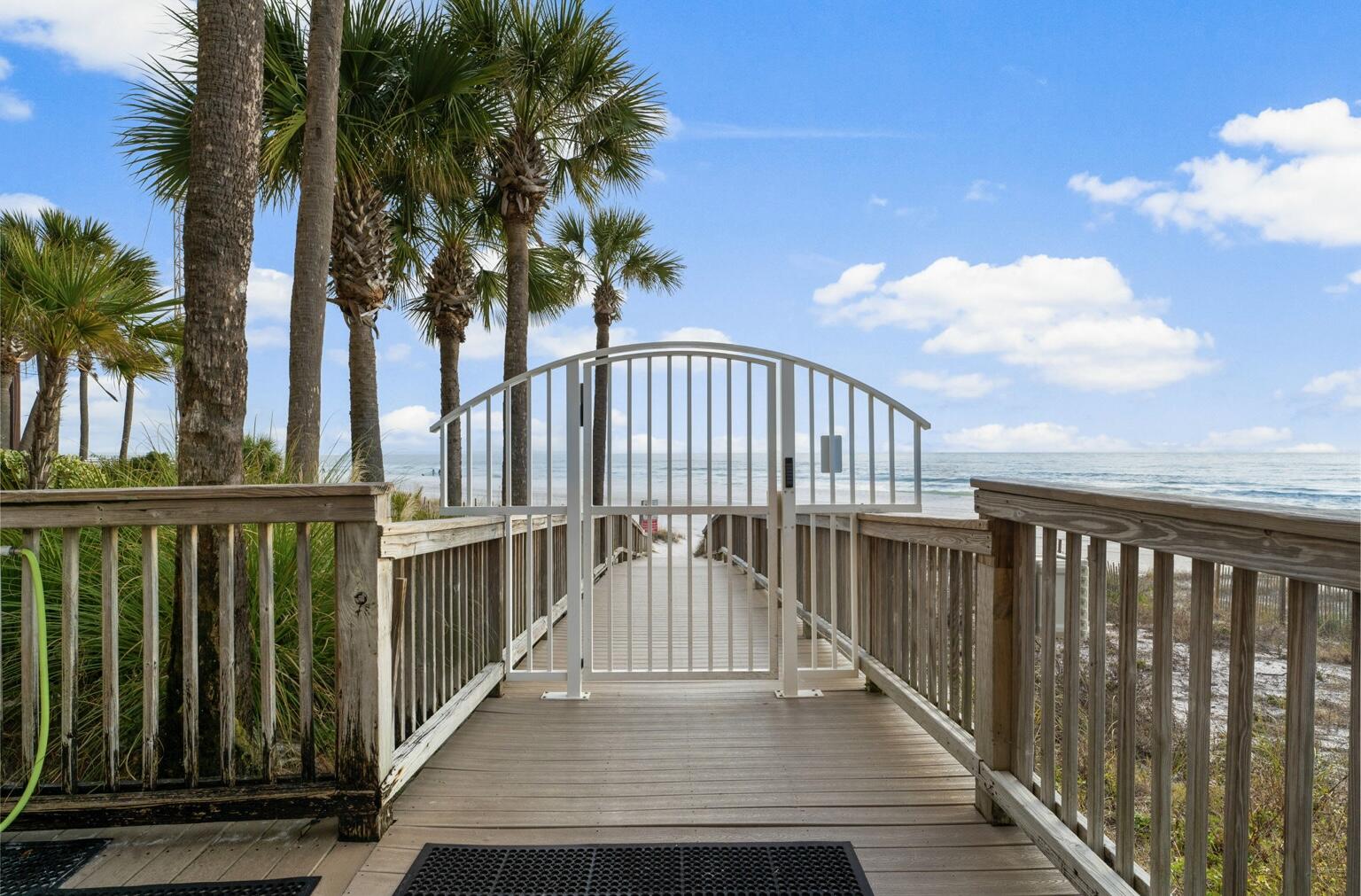 7115 Thomas Drive, 1105