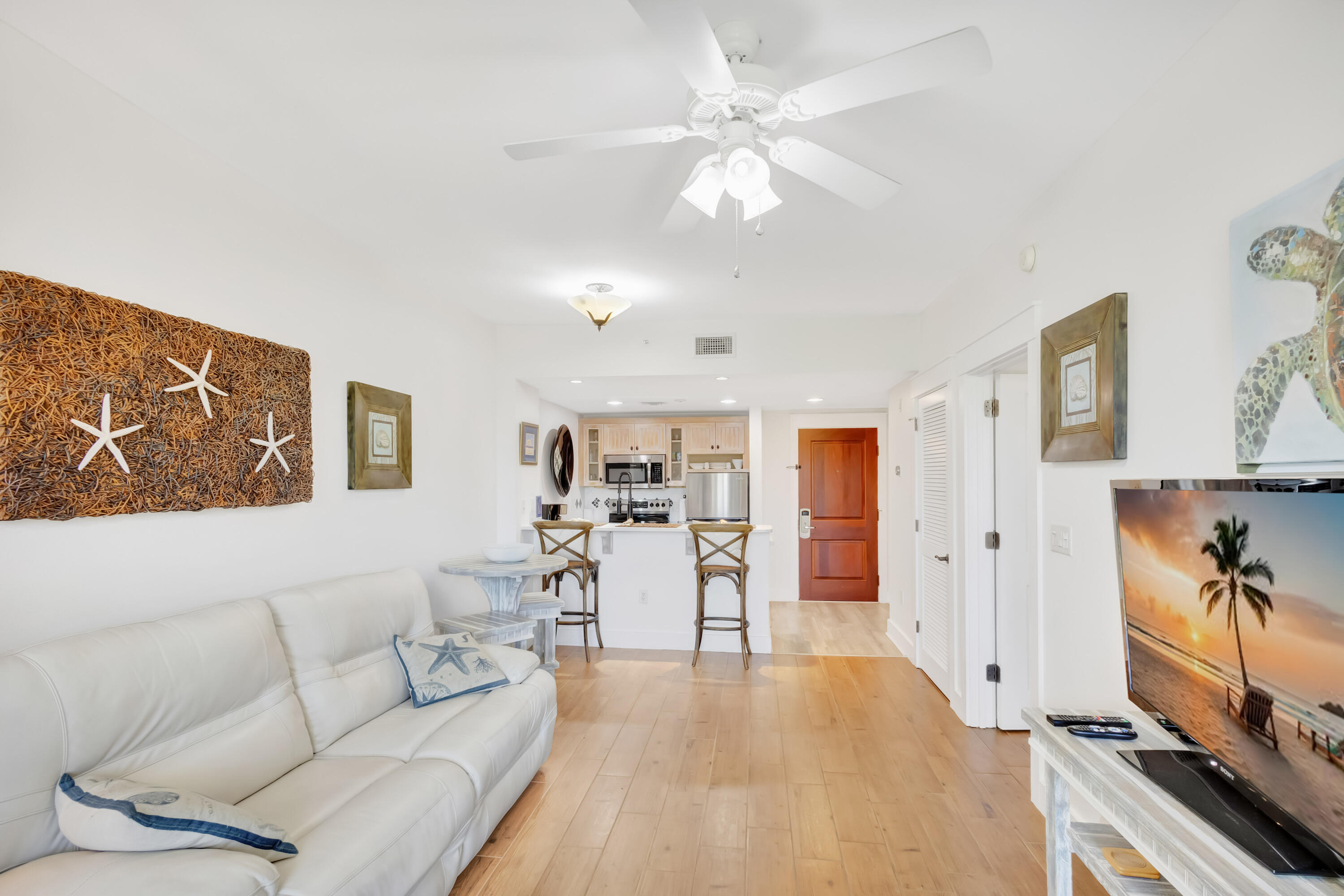 9300 Baytowne Wharf Boulevard, 512
