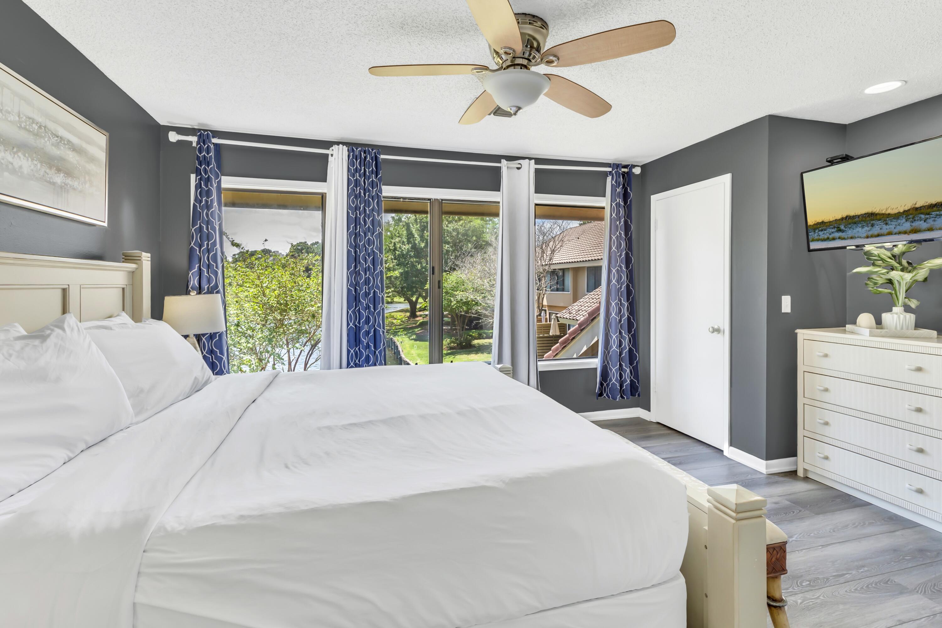 5154 Beachwalk Circle