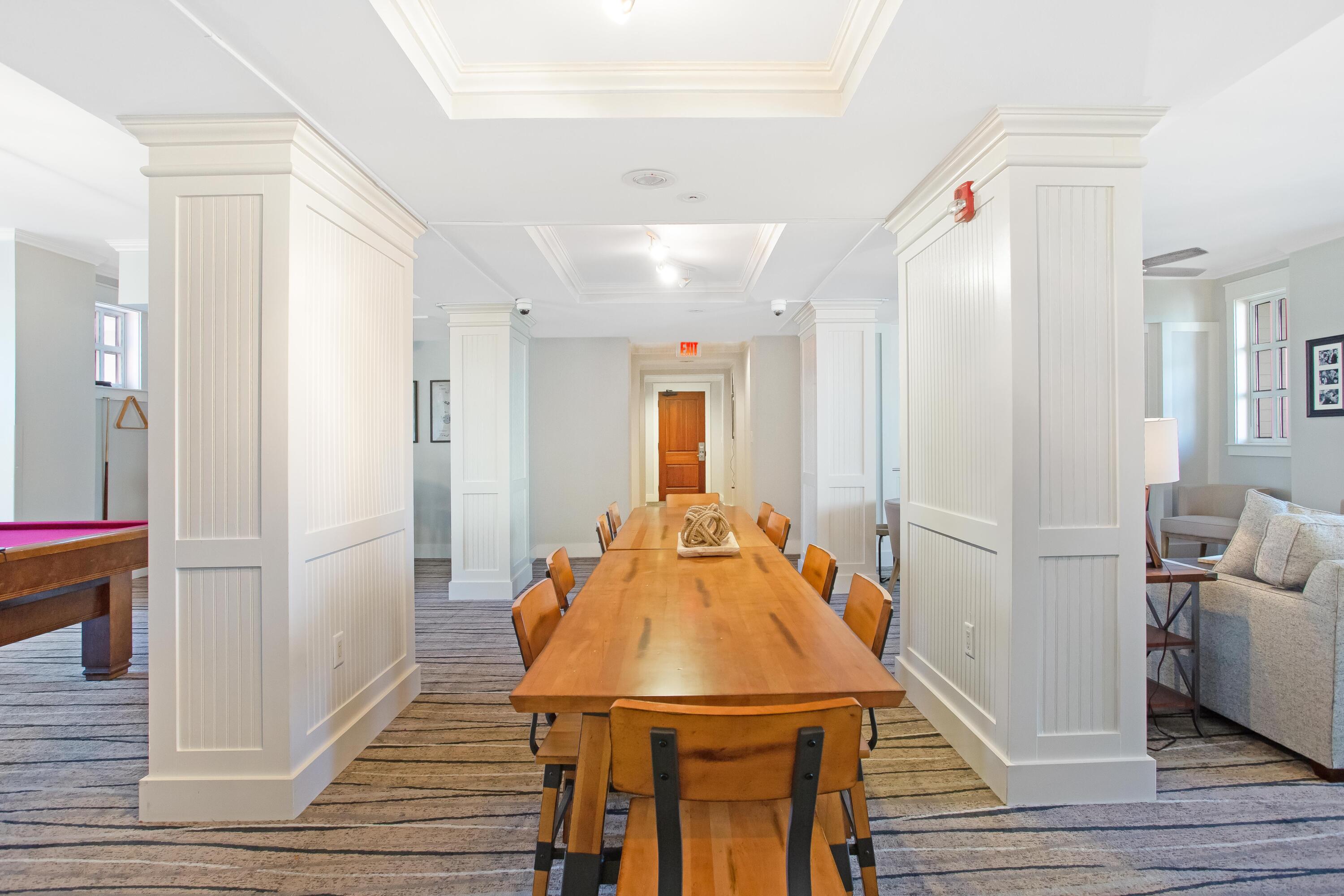 9300 Baytowne Wharf Boulevard, 307/309