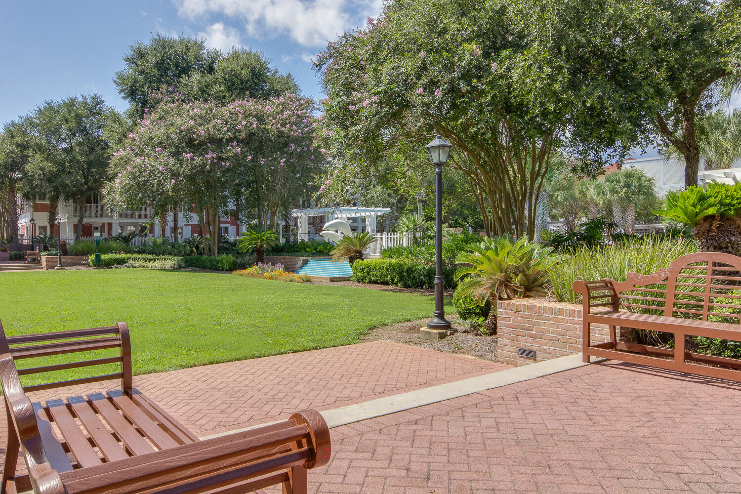 9300 Baytowne Wharf Boulevard, 307/309