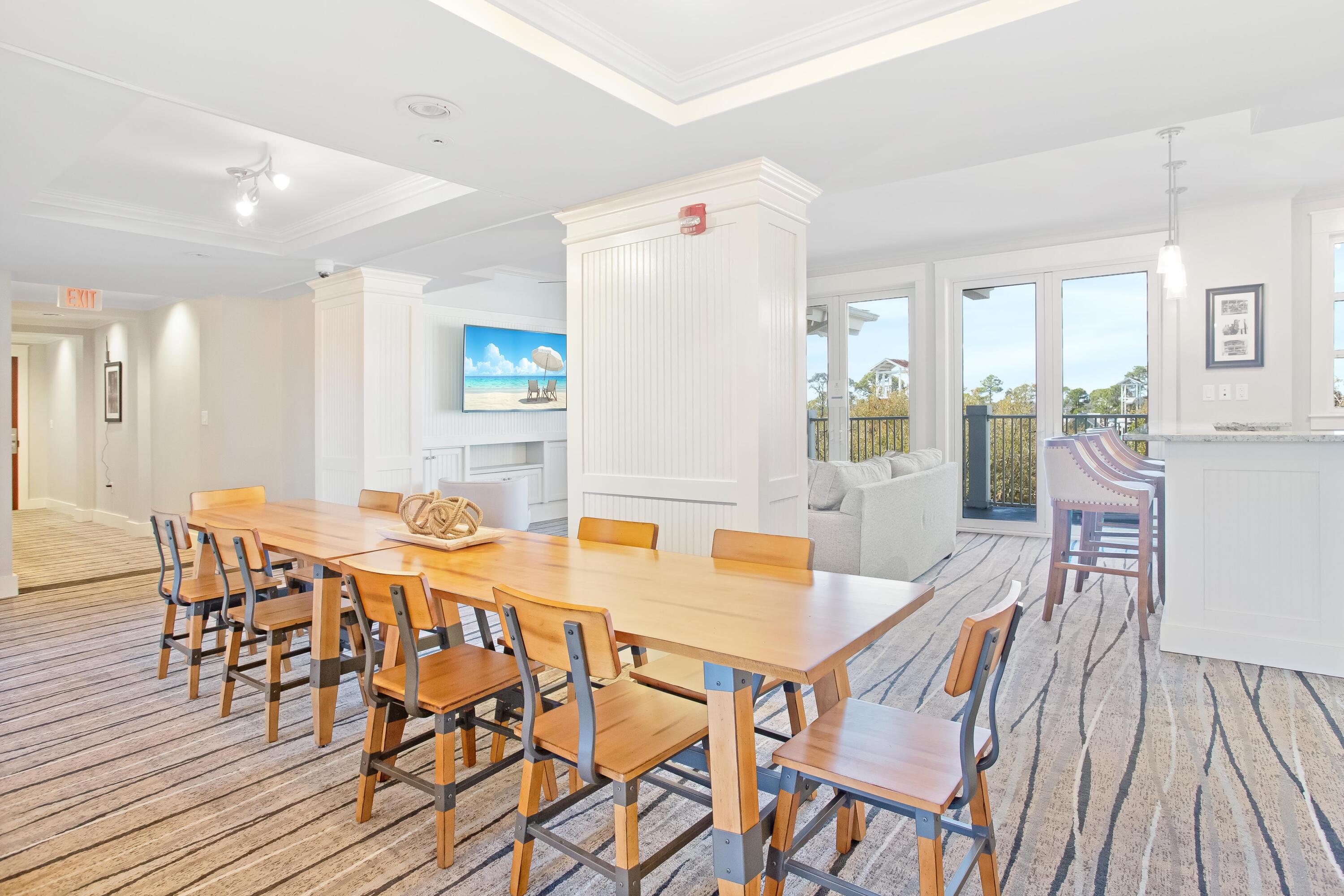 9300 Baytowne Wharf Boulevard, 307/309