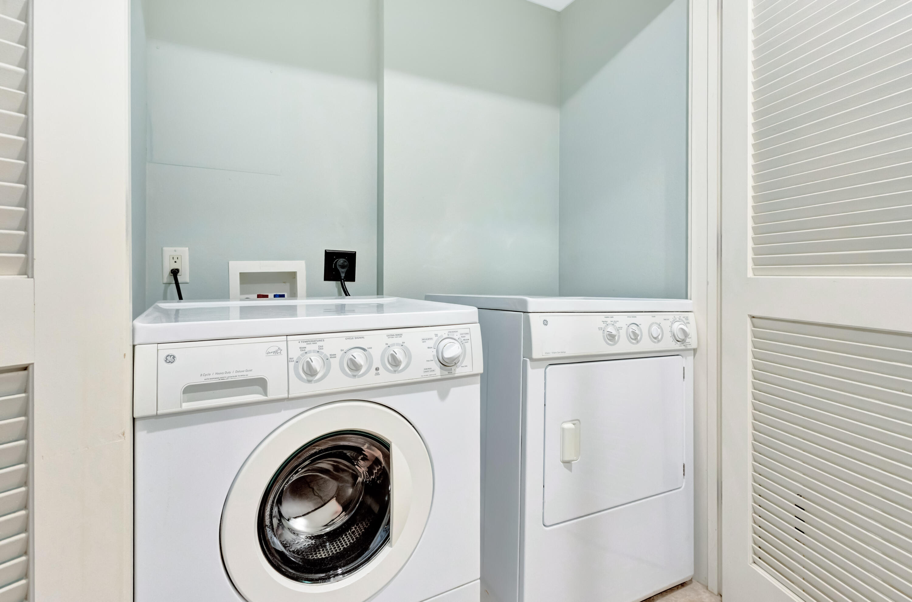 9300 Baytowne Wharf Boulevard, 307/309