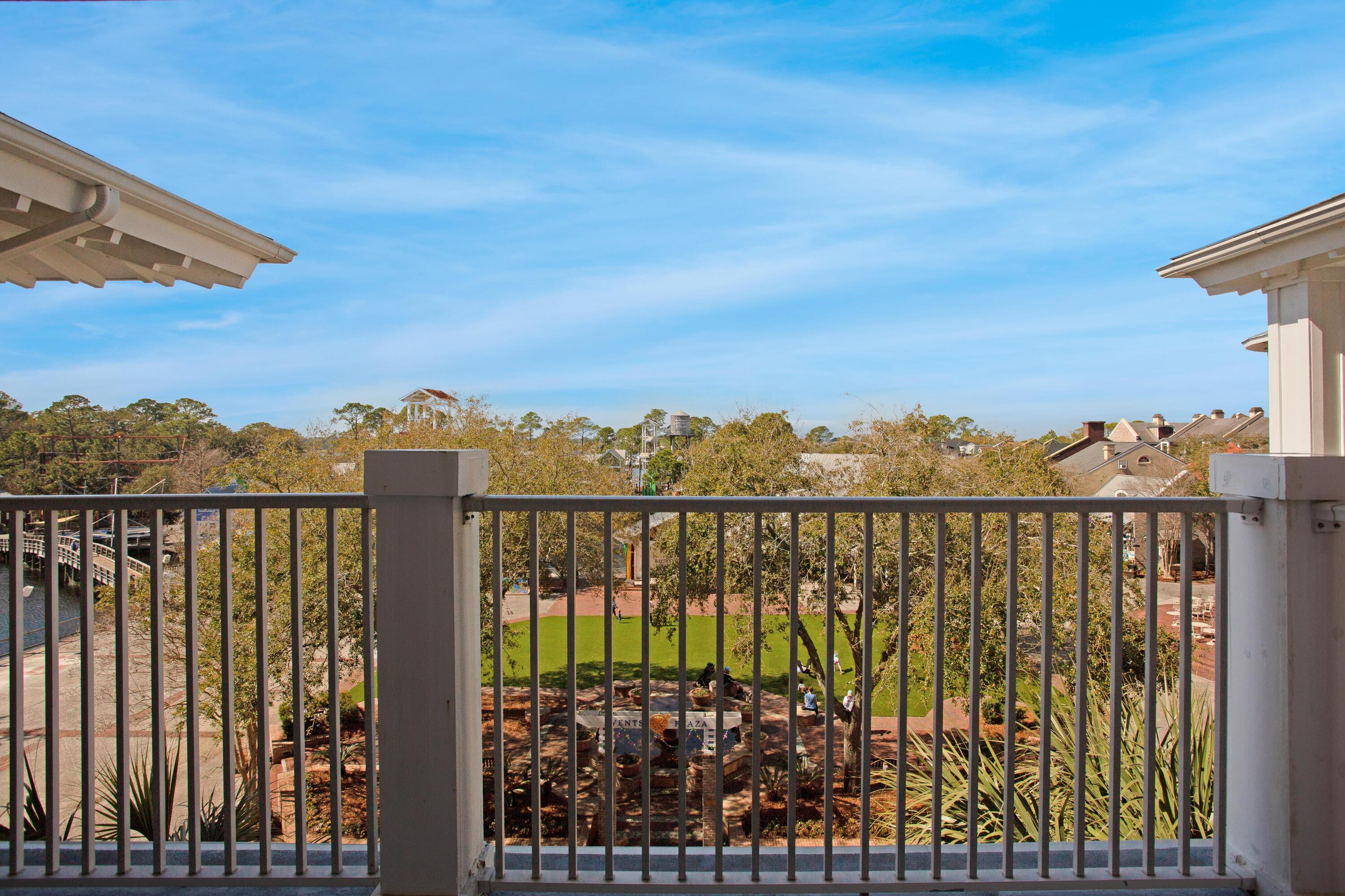 9300 Baytowne Wharf Boulevard, 307/309