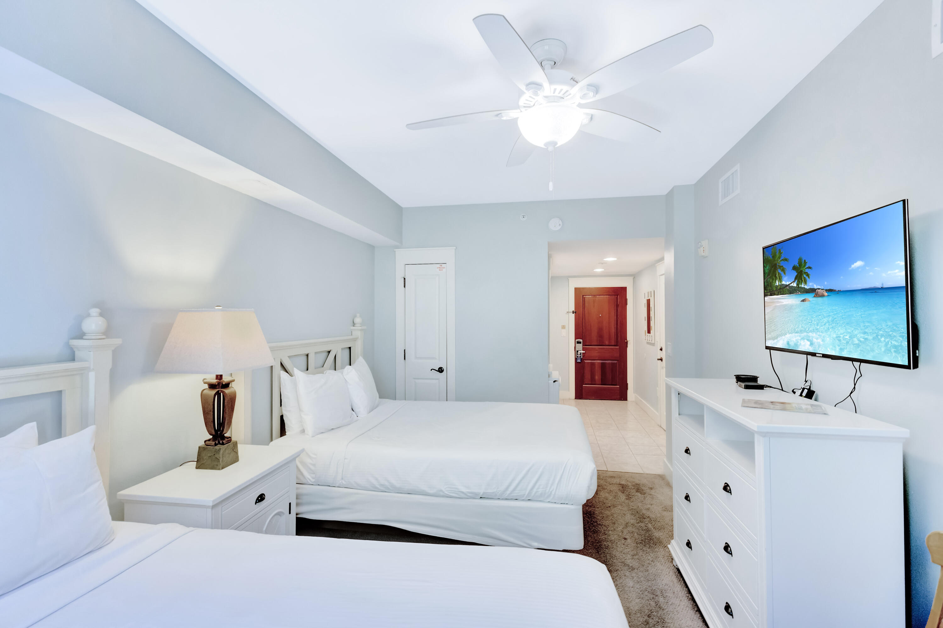 9300 Baytowne Wharf Boulevard, 307/309