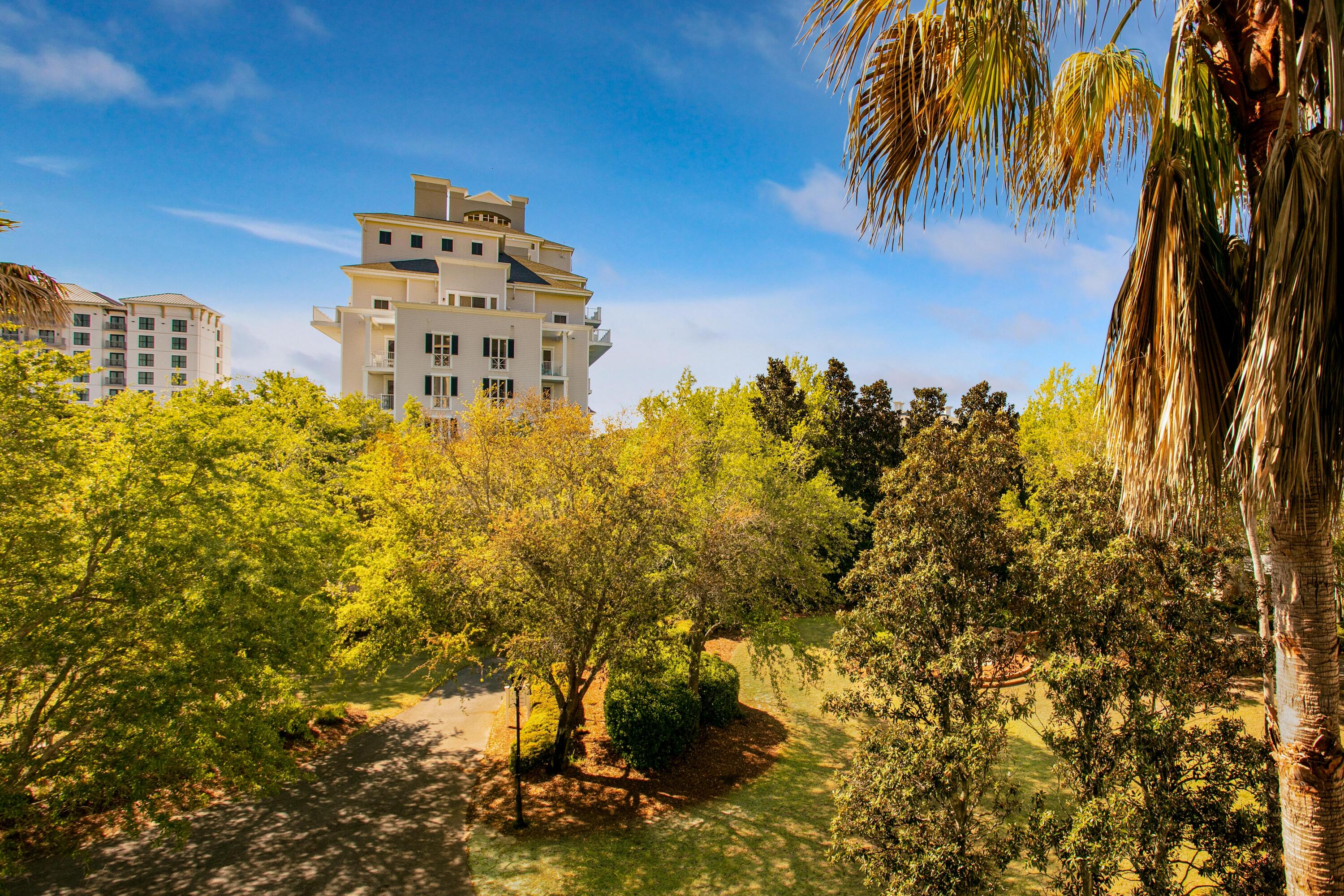 9800 Grand Sandestin Boulevard, 5411