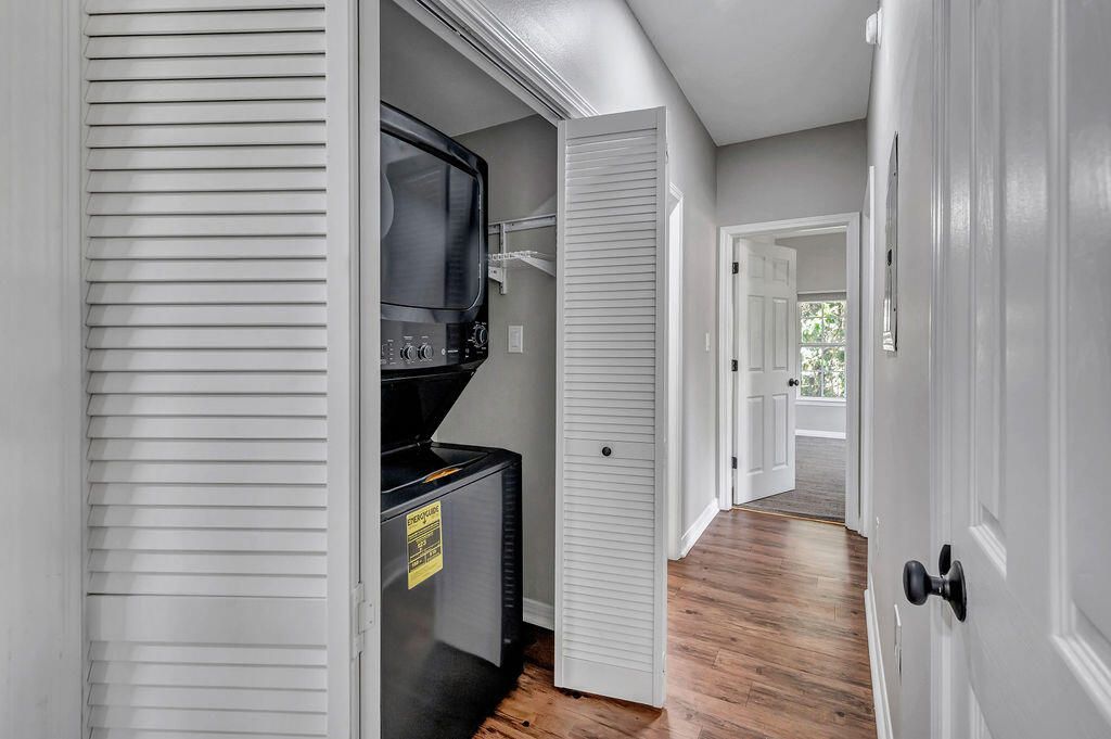 1501 N Partin Drive, 204