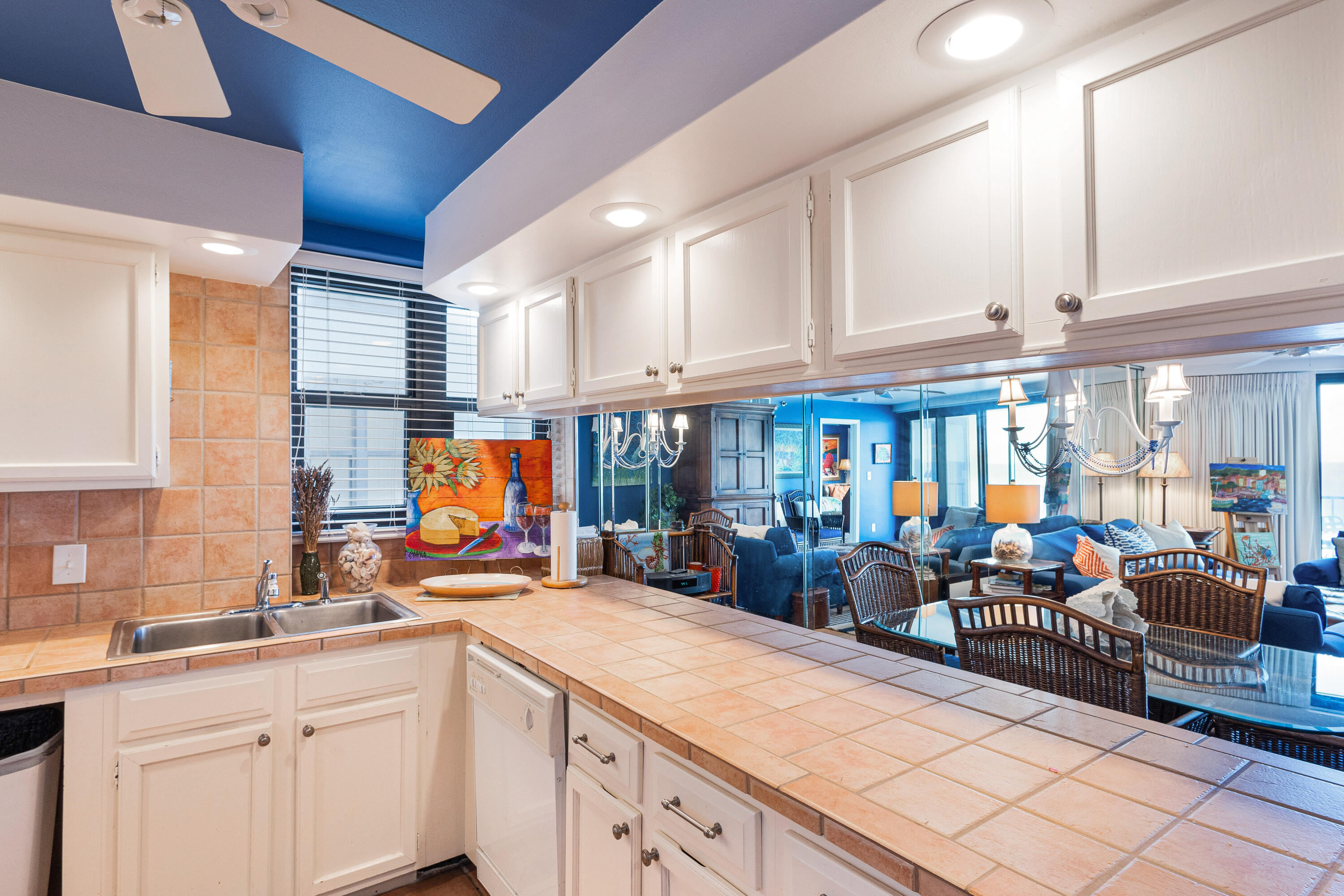 4095 Beachside One Drive, 4095